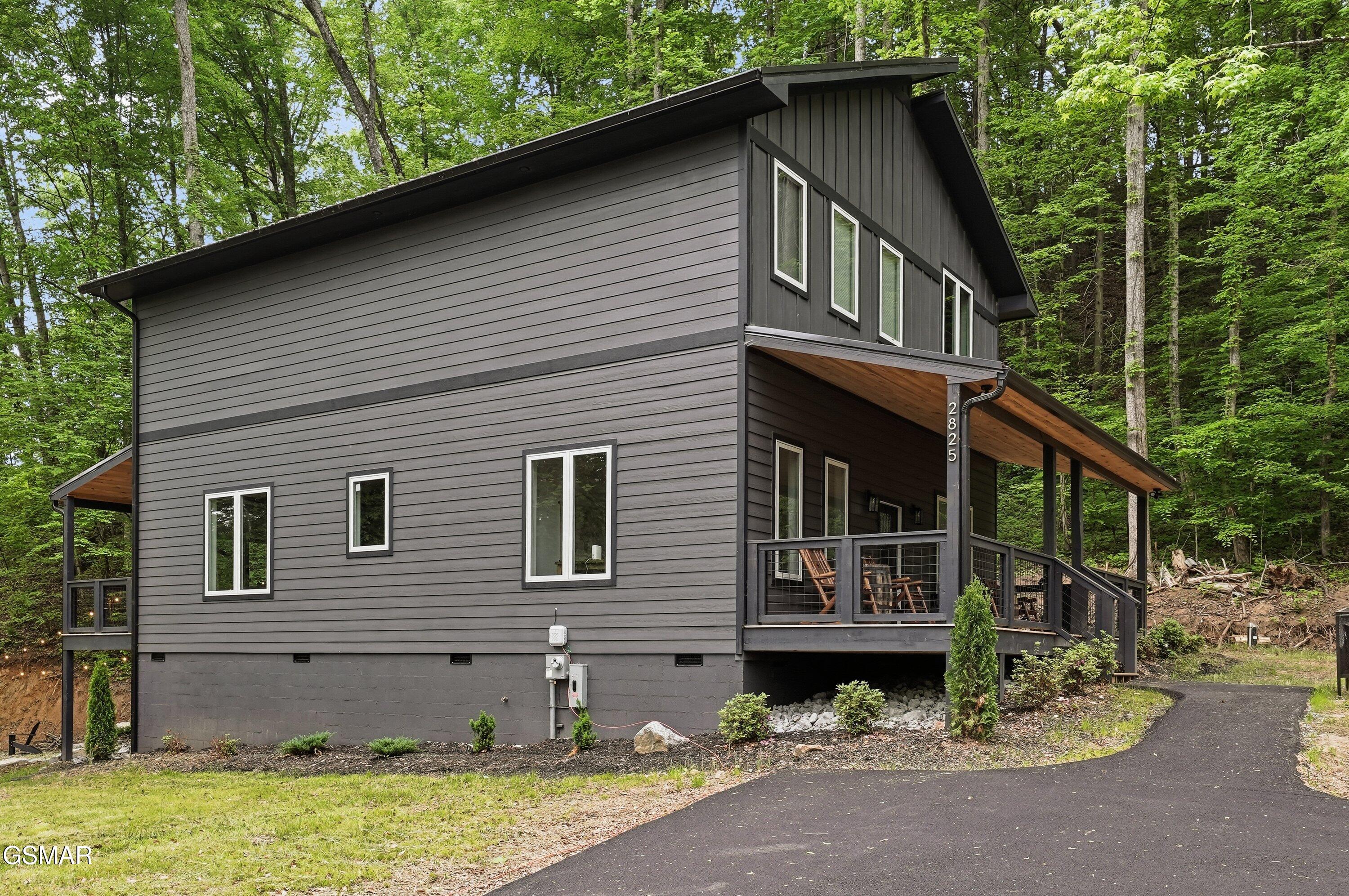 2825 Whisper Creek Lane Sevierville TN 37862