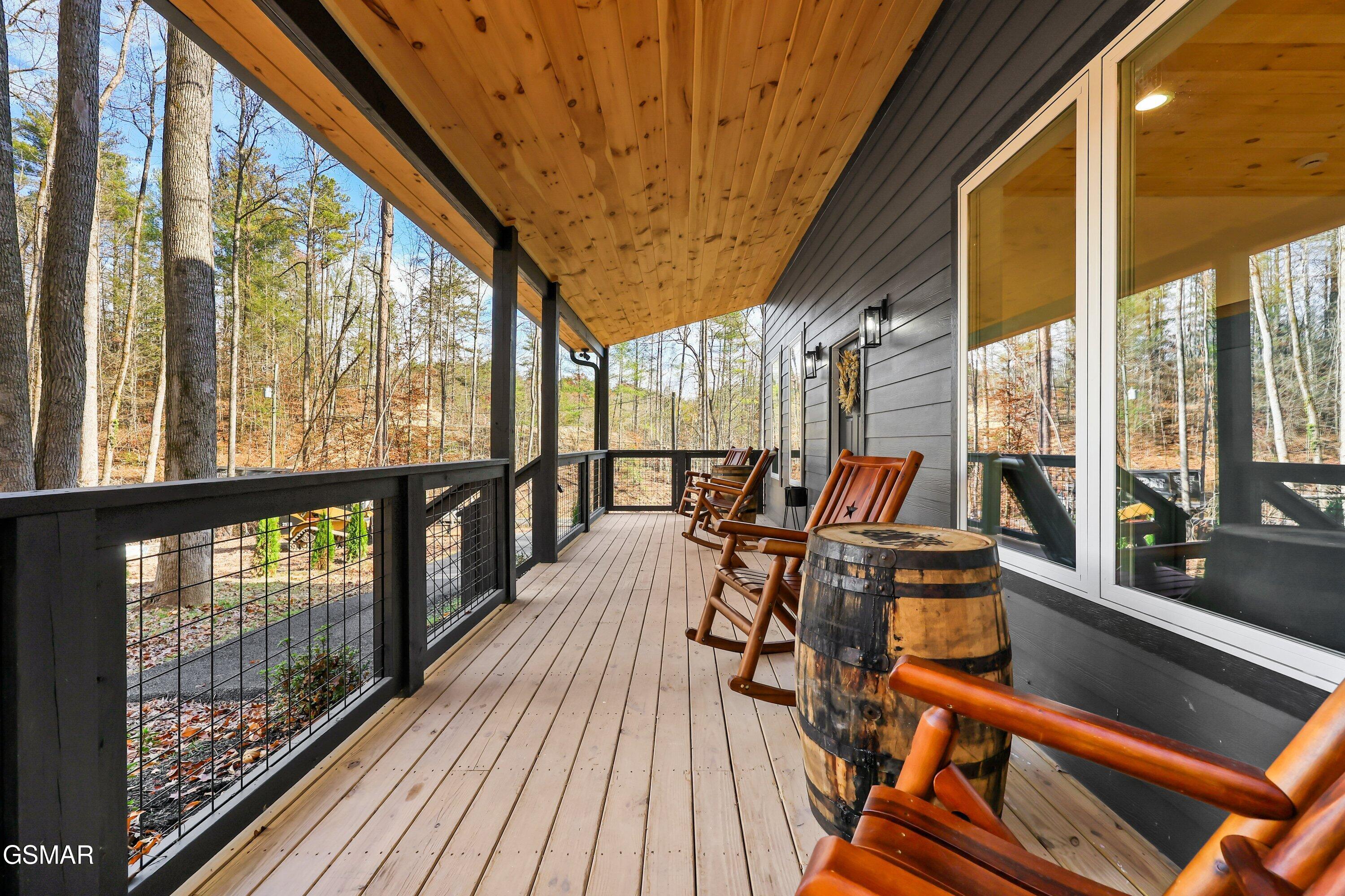 2825 Whisper Creek Lane Sevierville TN 37862