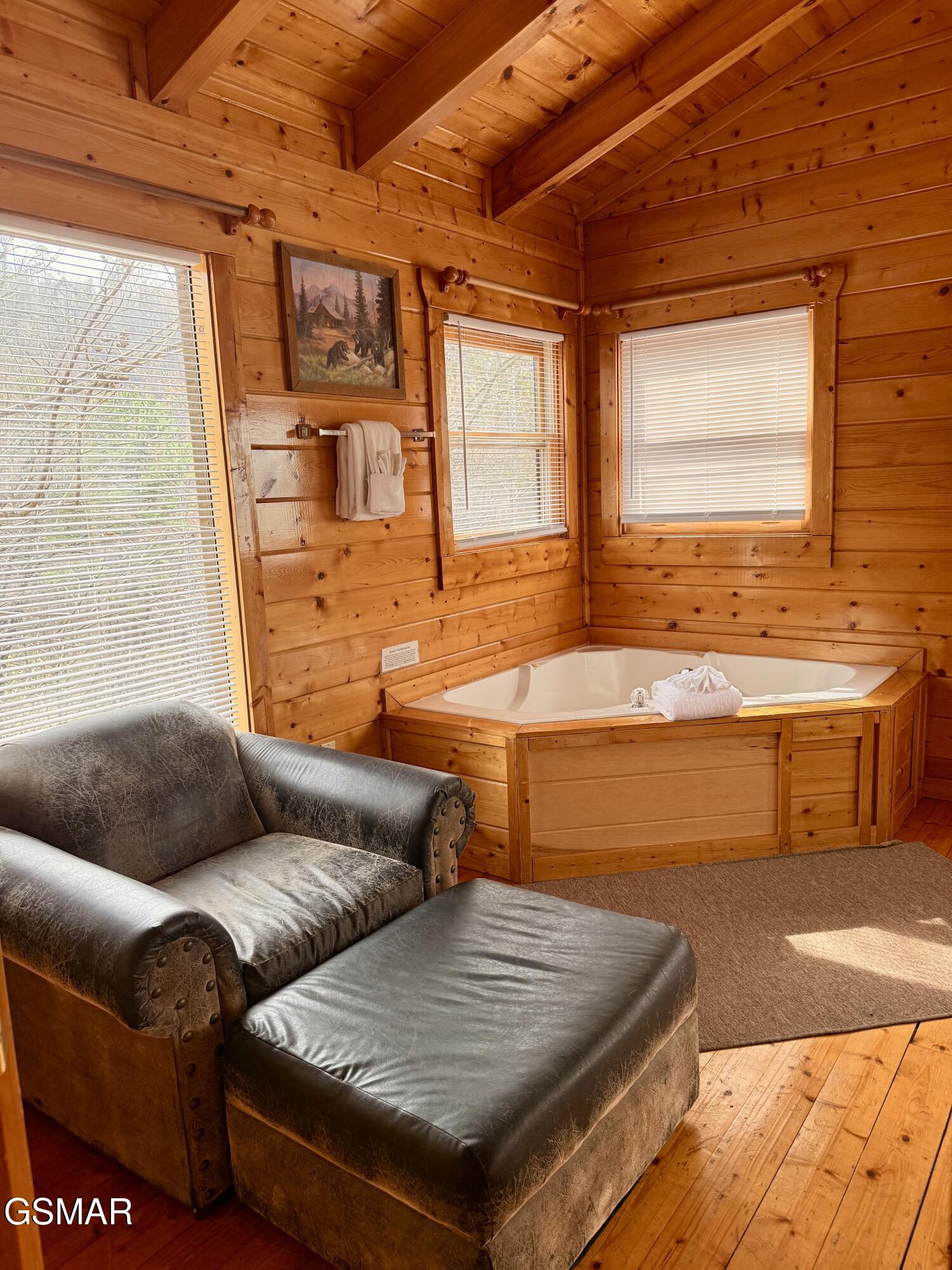 1724 Azalea Circle Sevierville TN 37876