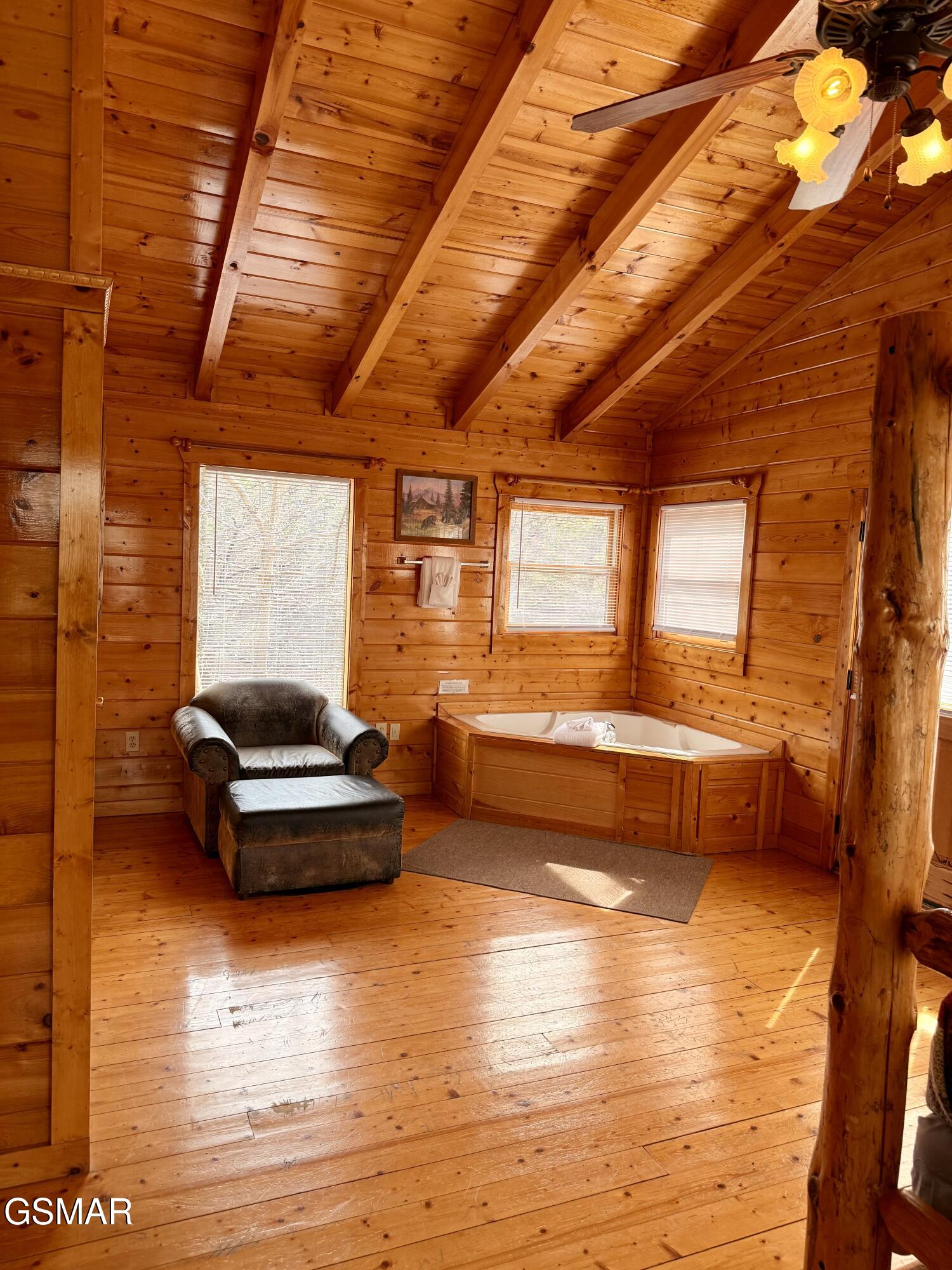 1724 Azalea Circle Sevierville TN 37876