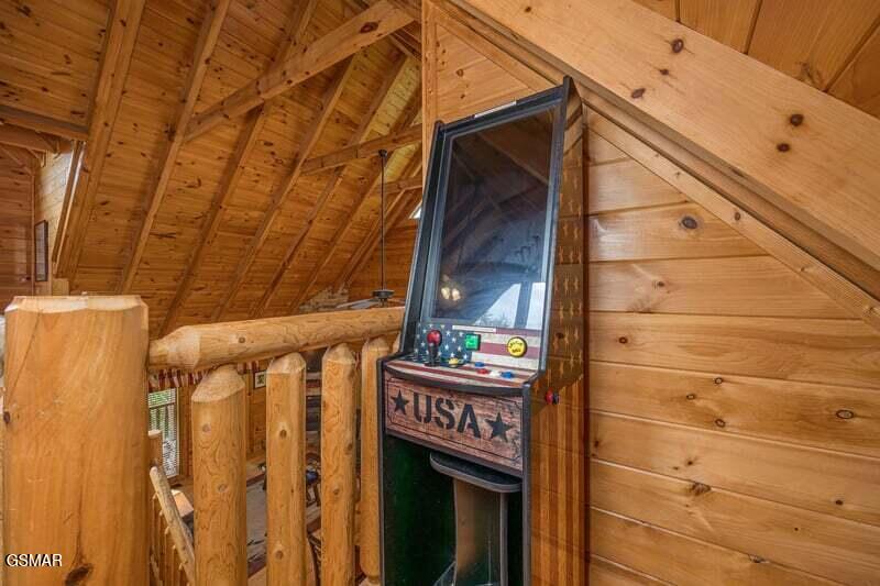 2034 Bear Haven Way Sevierville TN 37876