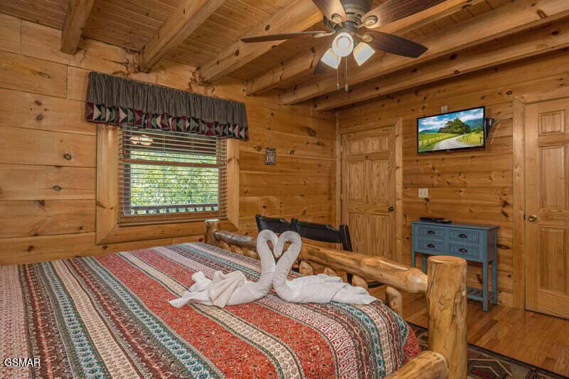 2034 Bear Haven Way Sevierville TN 37876