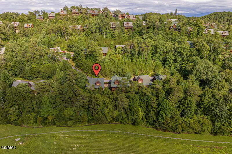 2034 Bear Haven Way Sevierville TN 37876