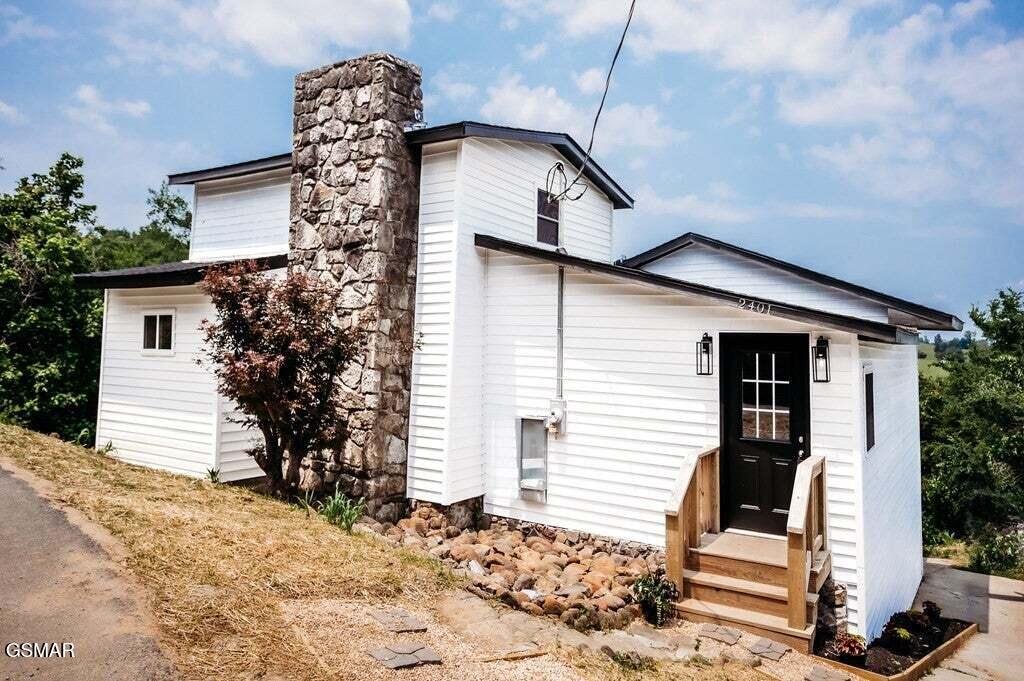 2401 Top View Circle Sevierville TN 37876