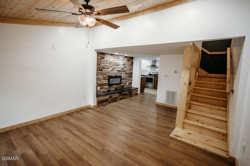 2401 Top View Circle Sevierville TN 37876