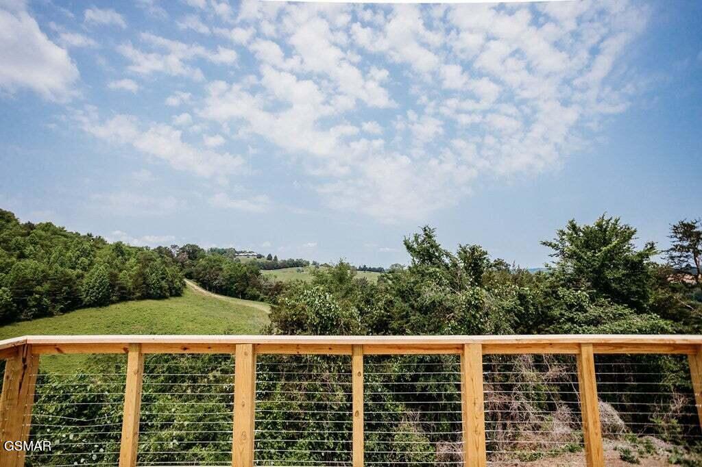 2401 Top View Circle Sevierville TN 37876
