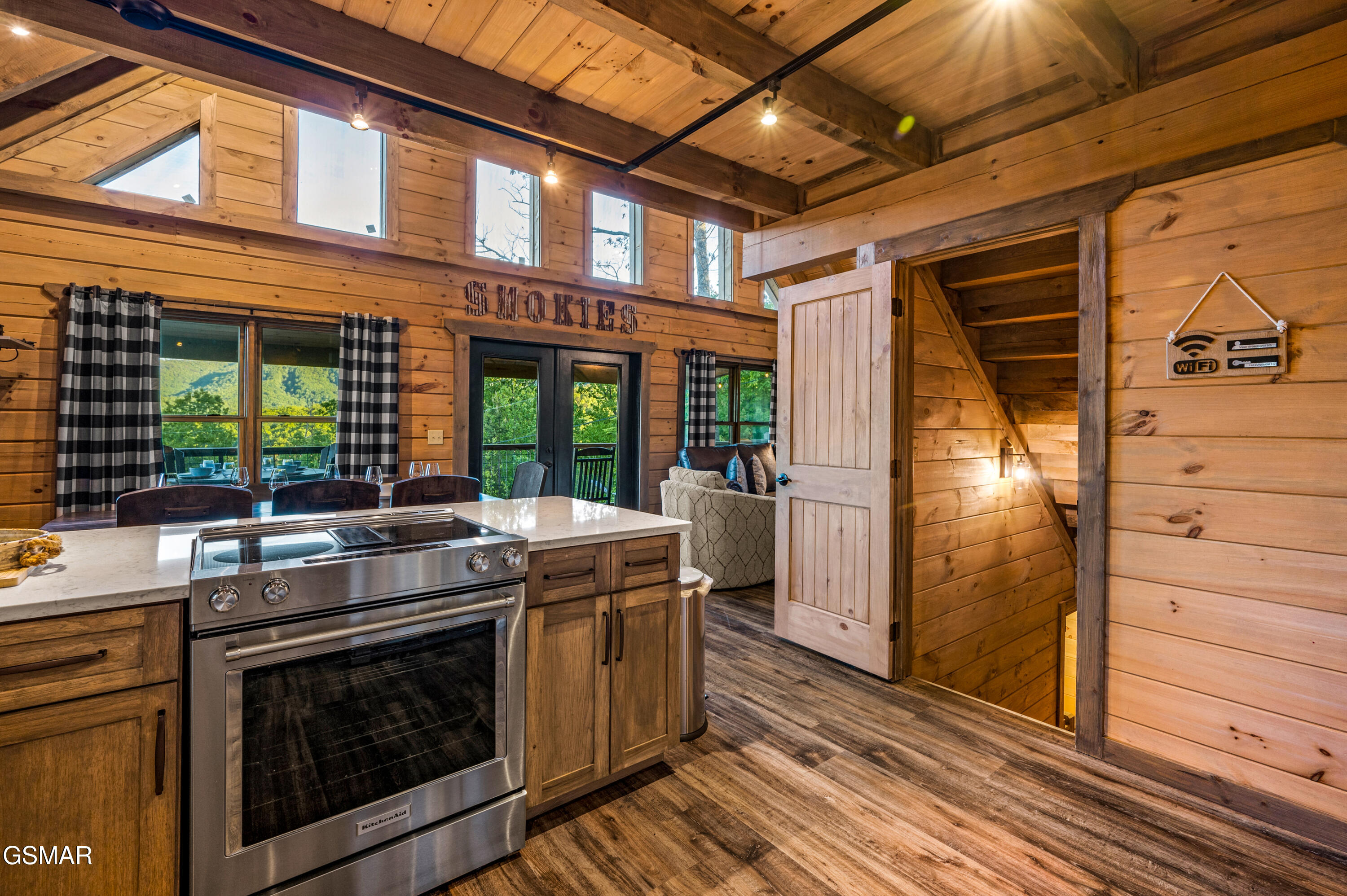 1606 Dove Wing Way Sevierville TN 37862