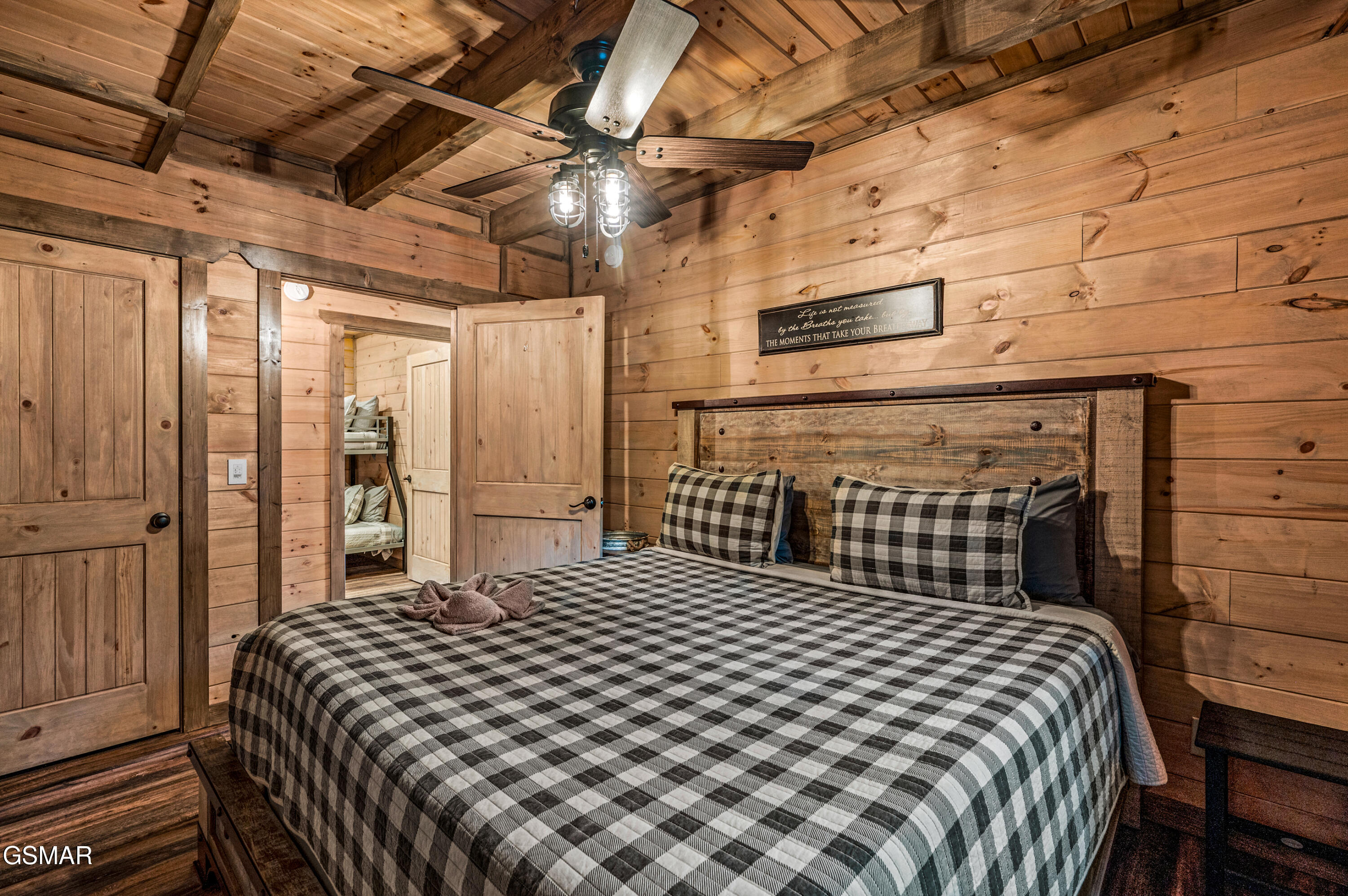 1606 Dove Wing Way Sevierville TN 37862