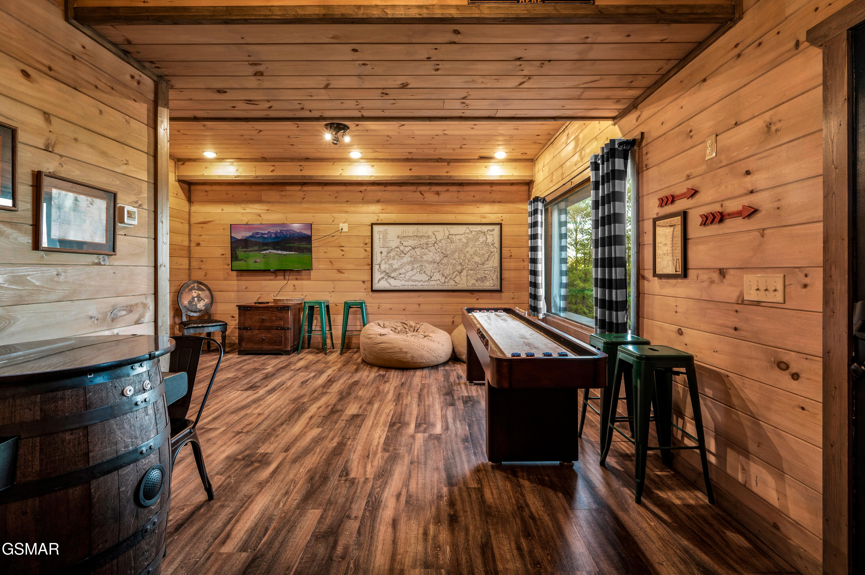 1606 Dove Wing Way Sevierville TN 37862