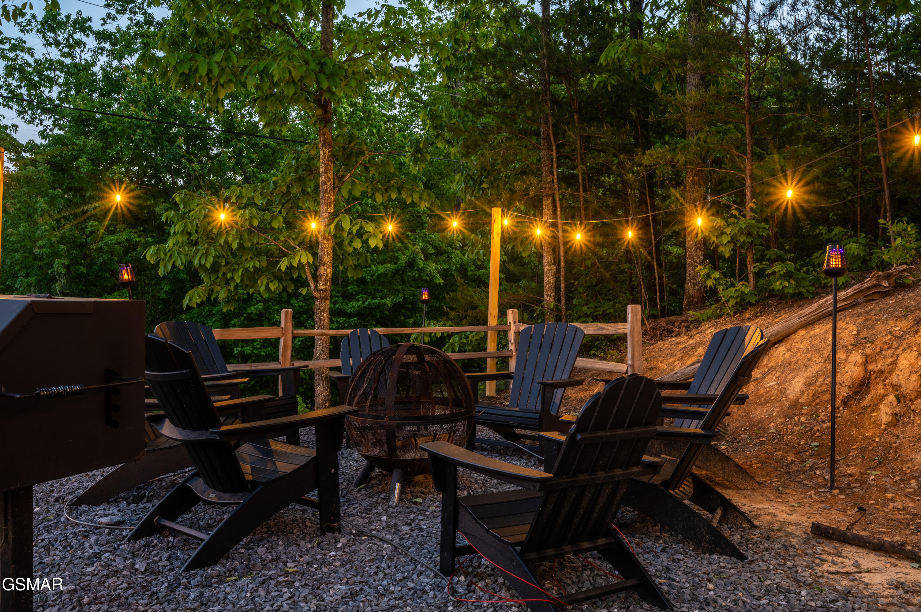 1606 Dove Wing Way Sevierville TN 37862