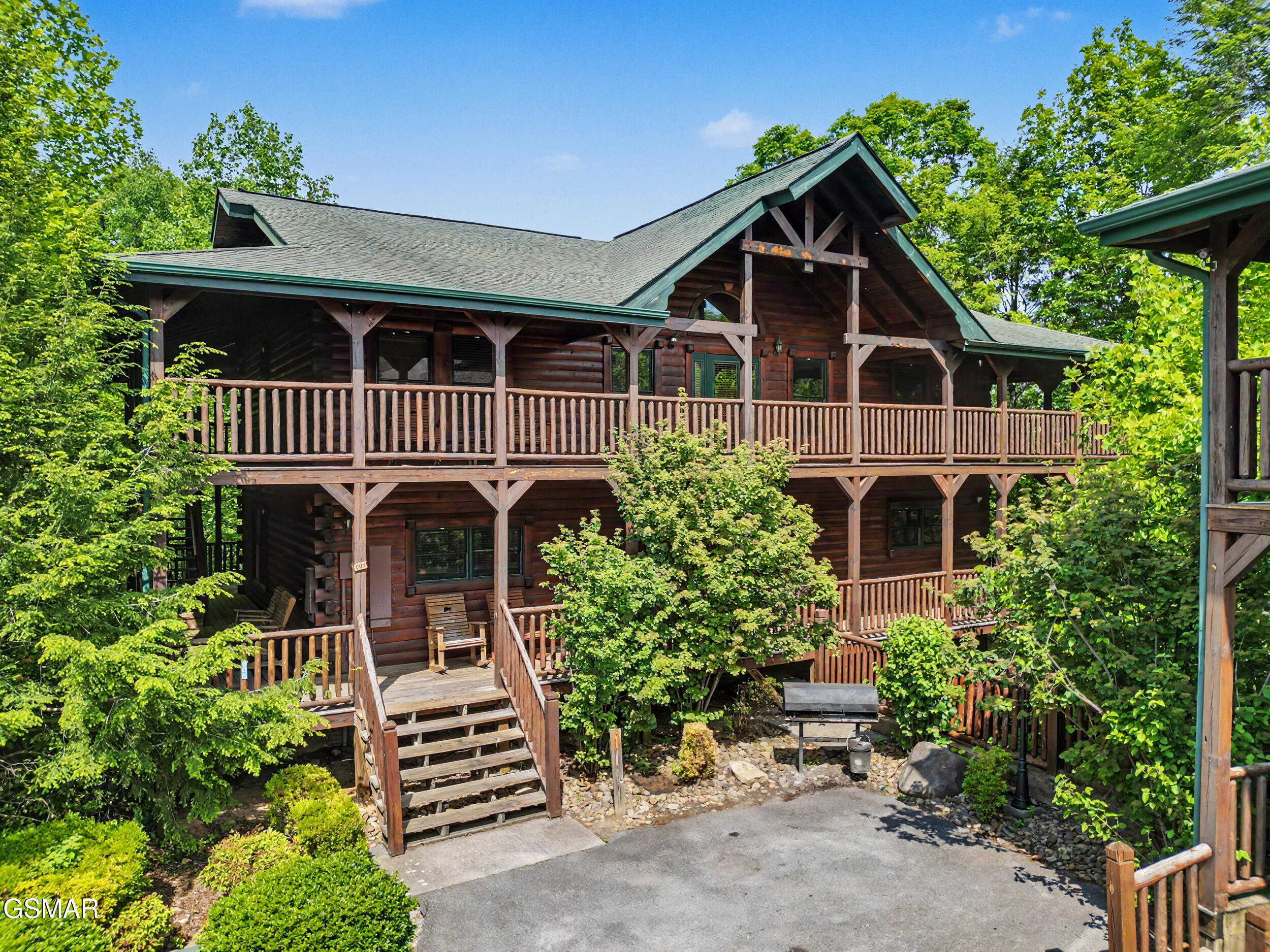 805 Spirit Loop Way Gatlinburg TN 37738
