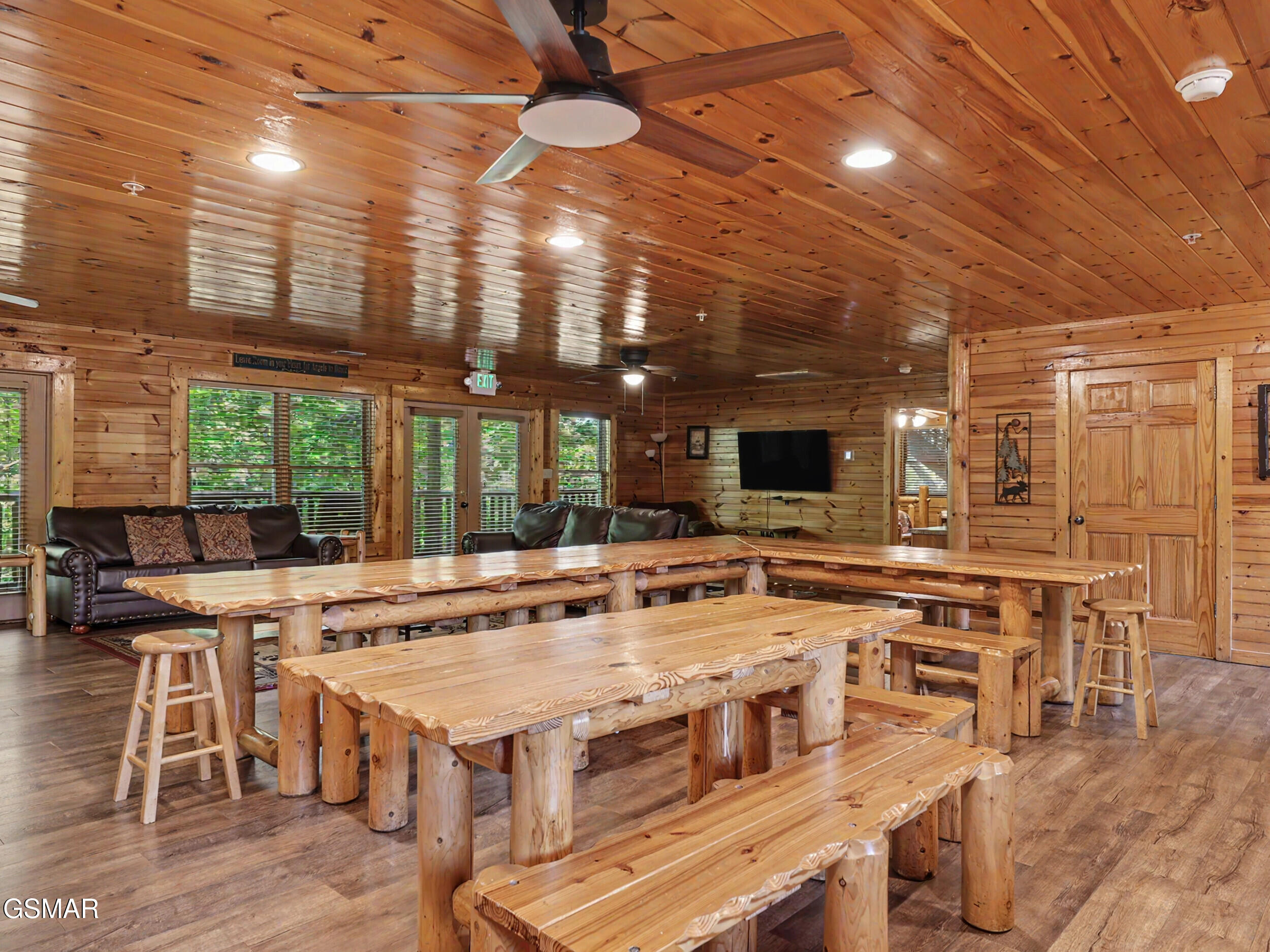 805 Spirit Loop Way Gatlinburg TN 37738