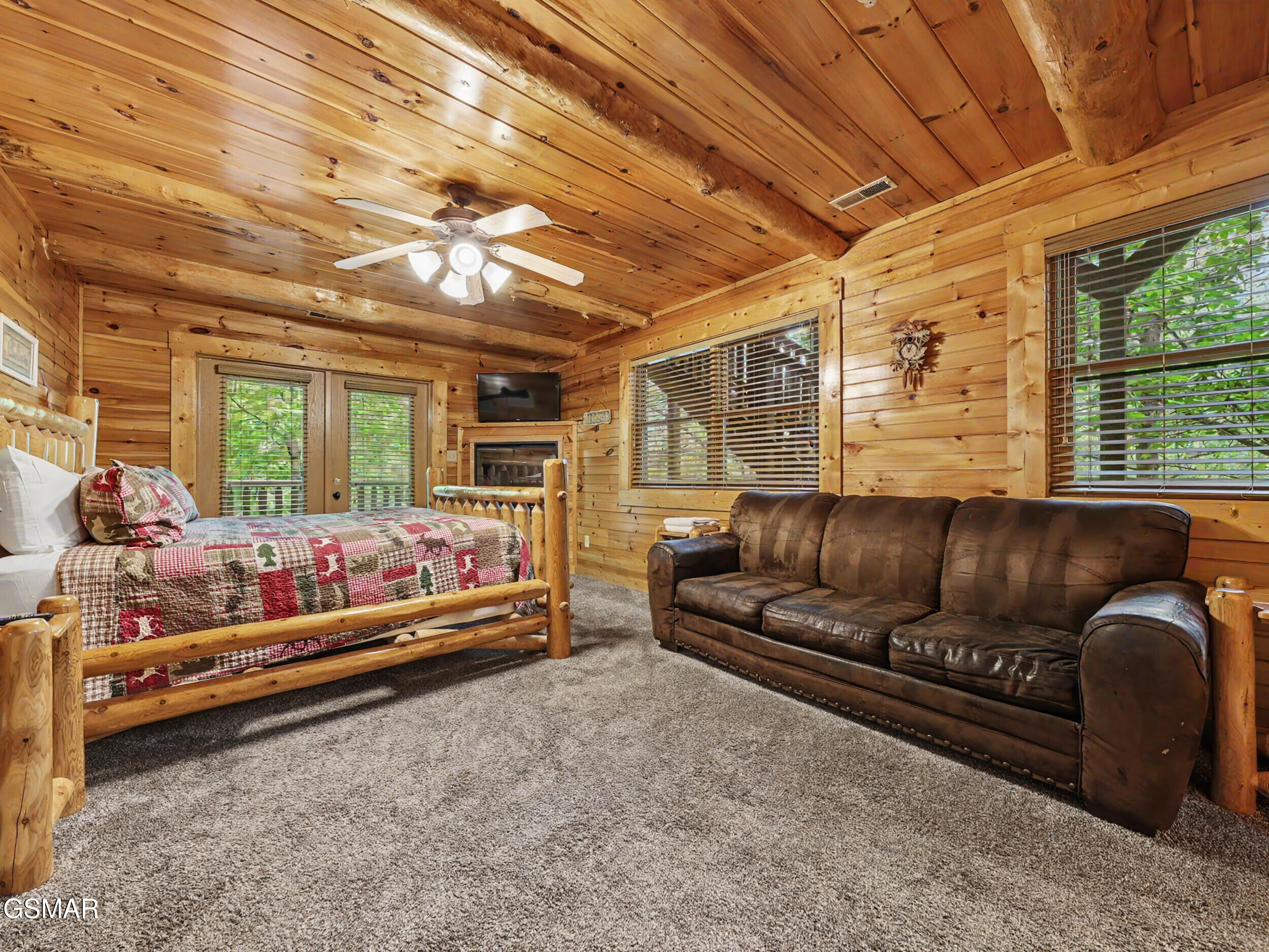 805 Spirit Loop Way Gatlinburg TN 37738