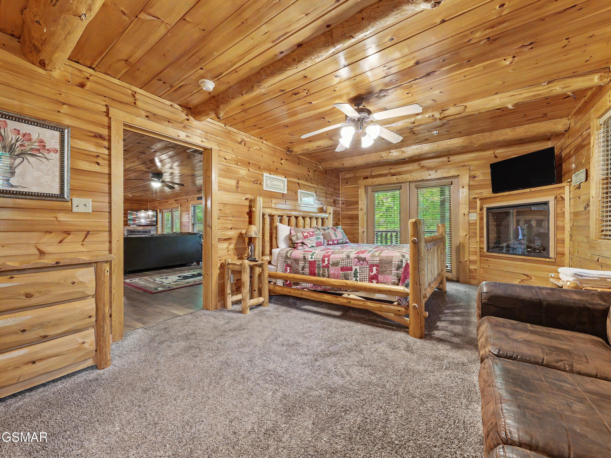 805 Spirit Loop Way Gatlinburg TN 37738