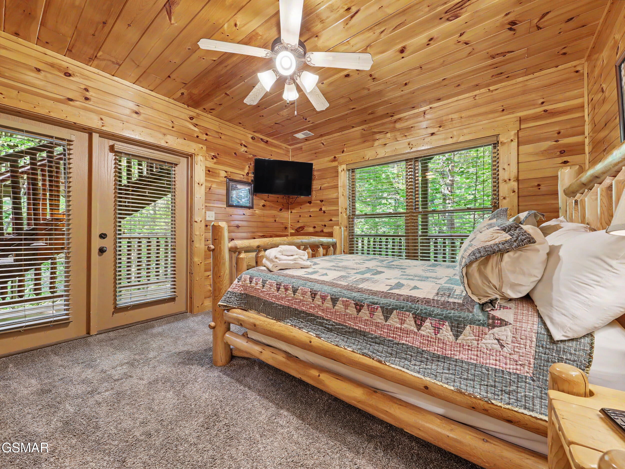 805 Spirit Loop Way Gatlinburg TN 37738