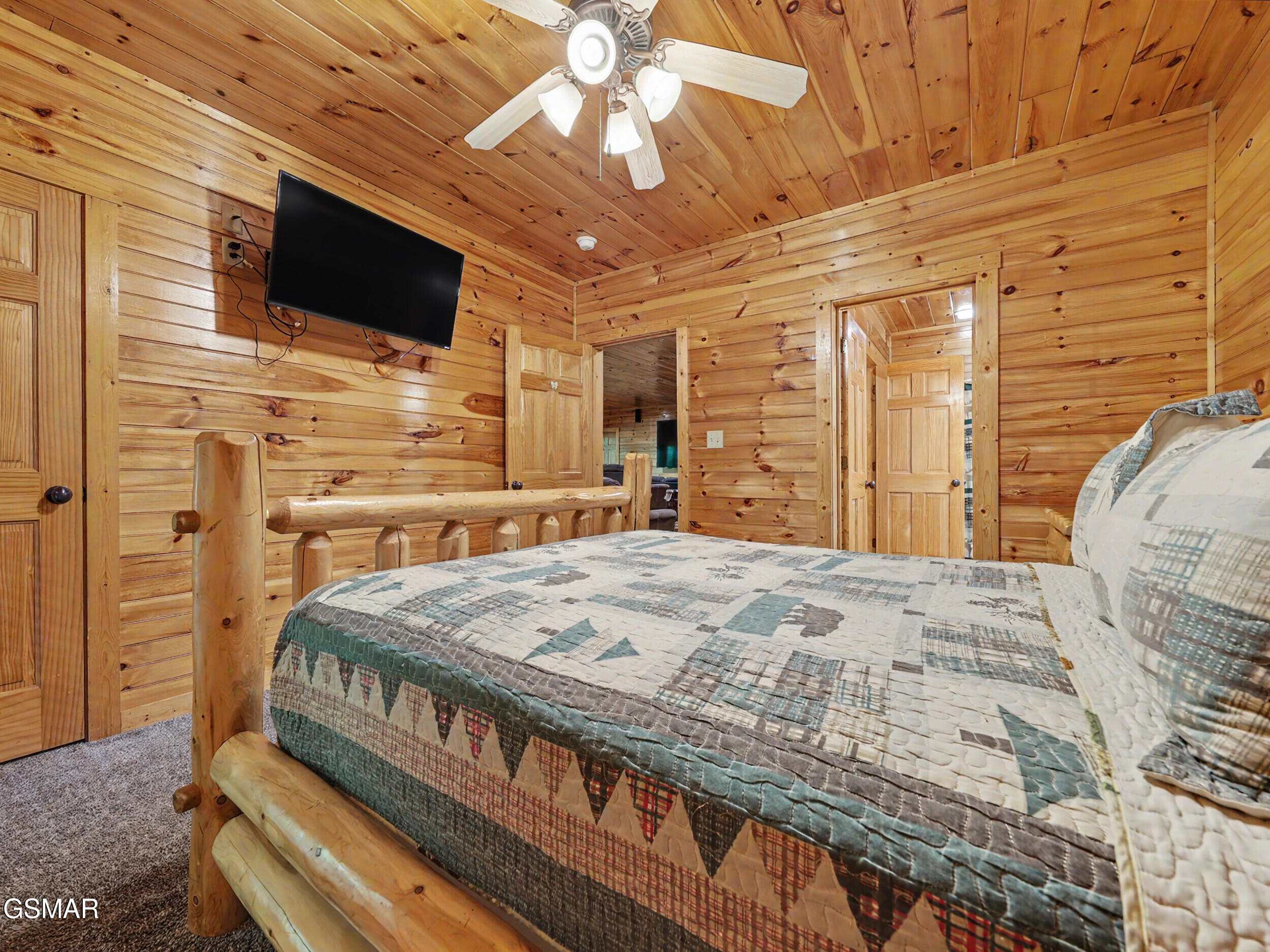 805 Spirit Loop Way Gatlinburg TN 37738