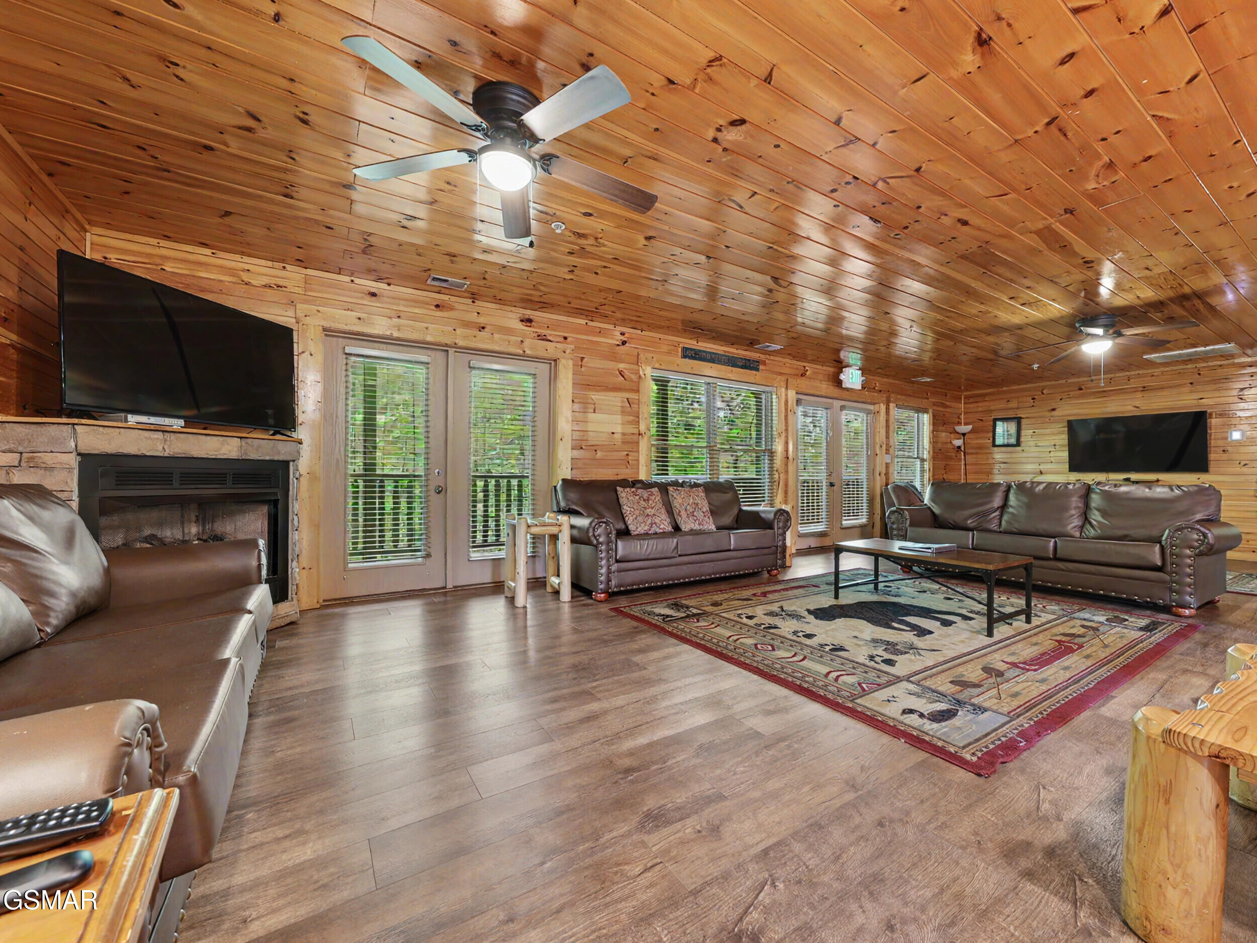 805 Spirit Loop Way Gatlinburg TN 37738