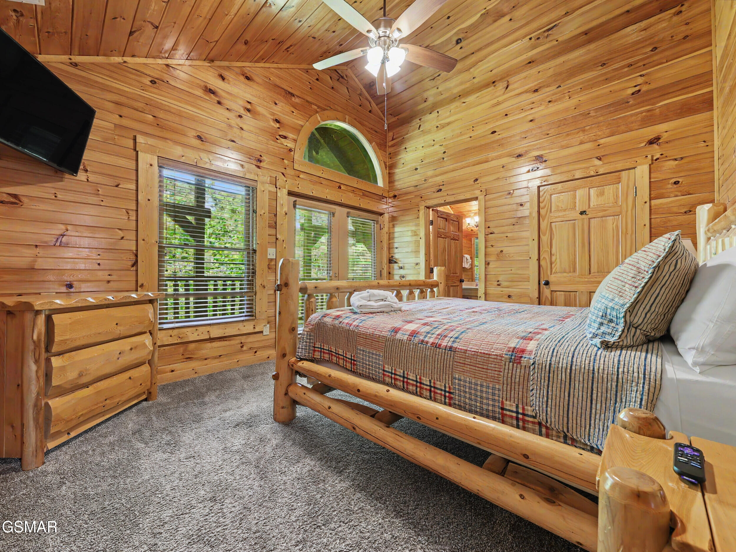 805 Spirit Loop Way Gatlinburg TN 37738