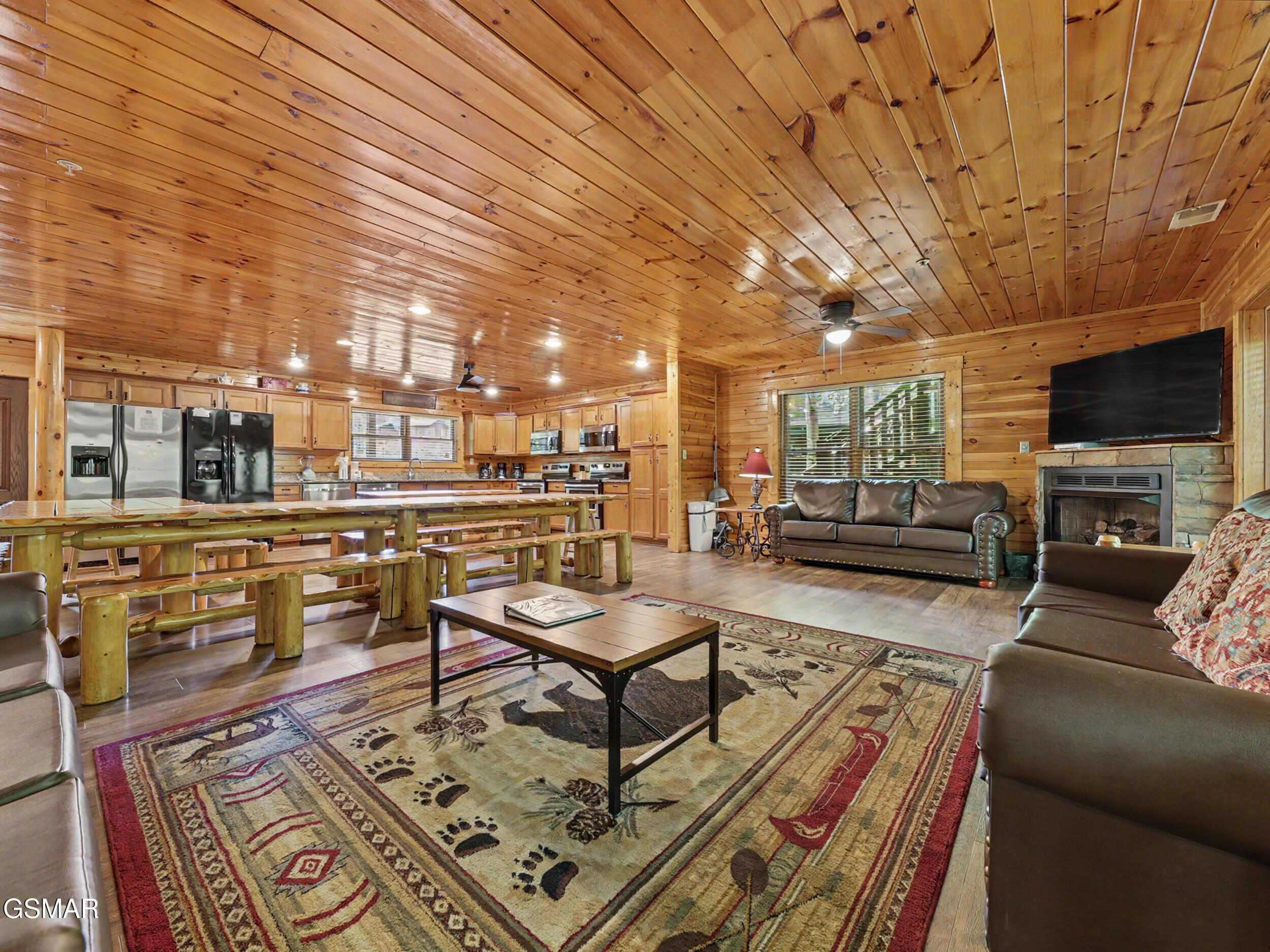 805 Spirit Loop Way Gatlinburg TN 37738