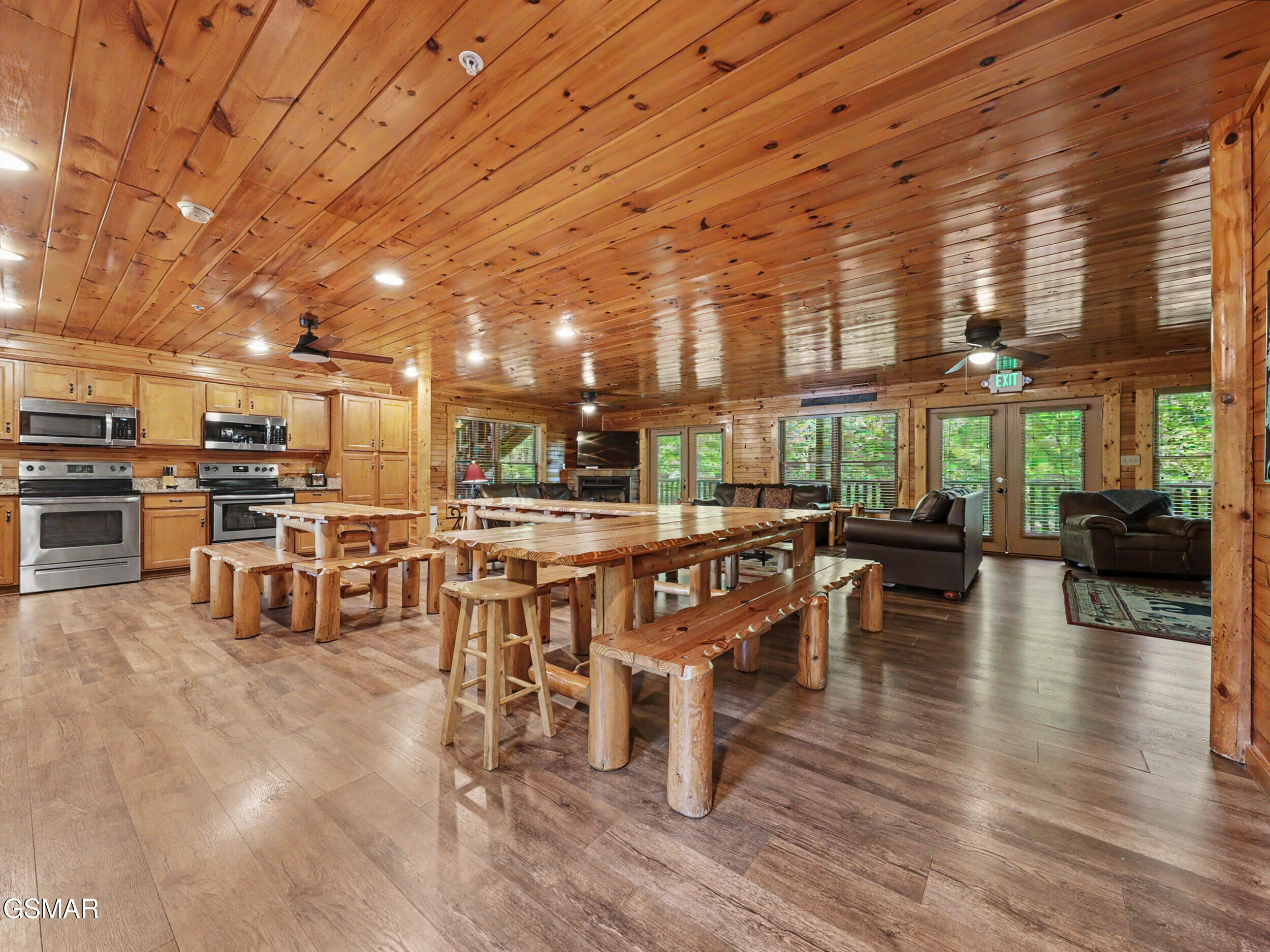 805 Spirit Loop Way Gatlinburg TN 37738