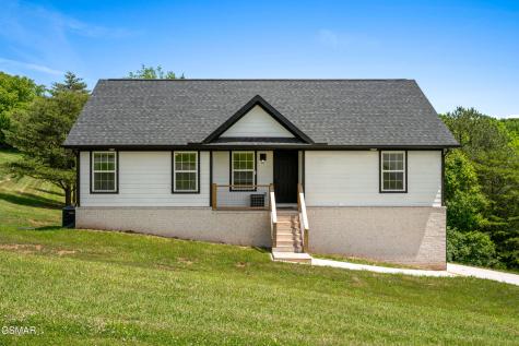 3886 Settlers Trail Kodak TN 37764