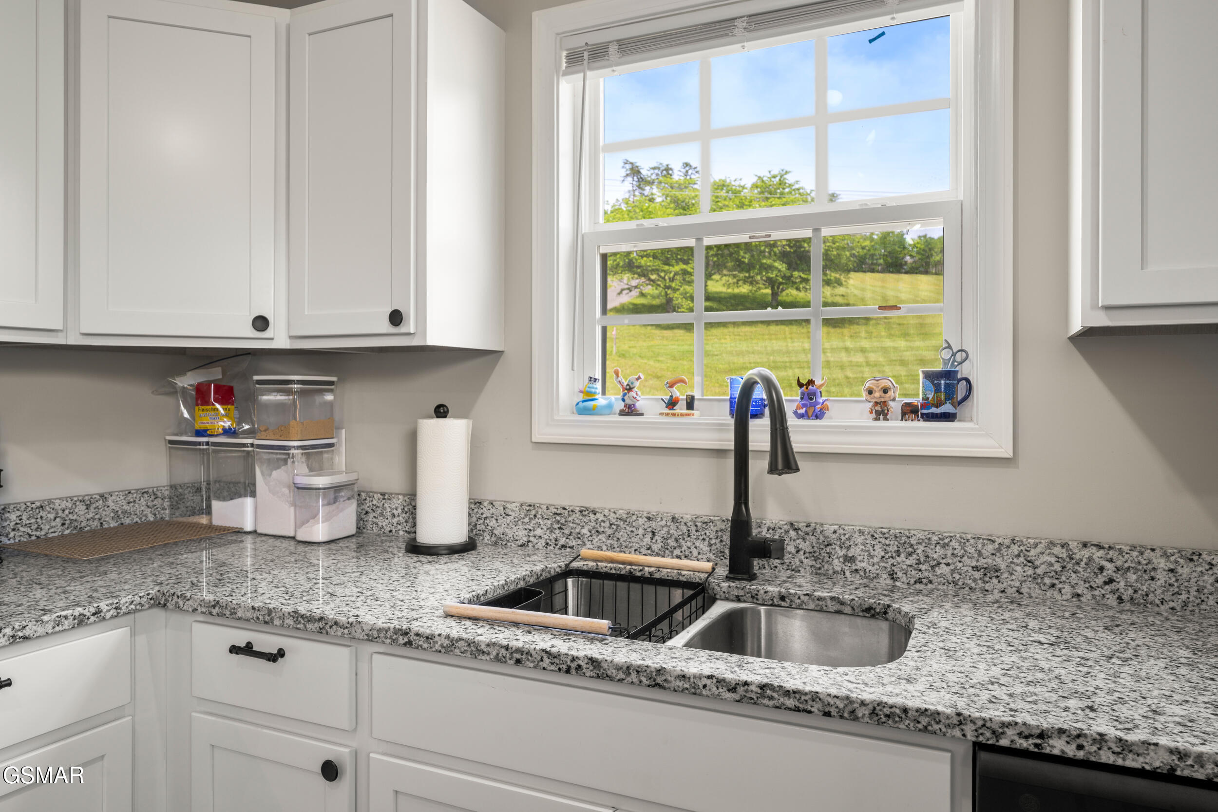3886 Settlers Trail Kodak TN 37764