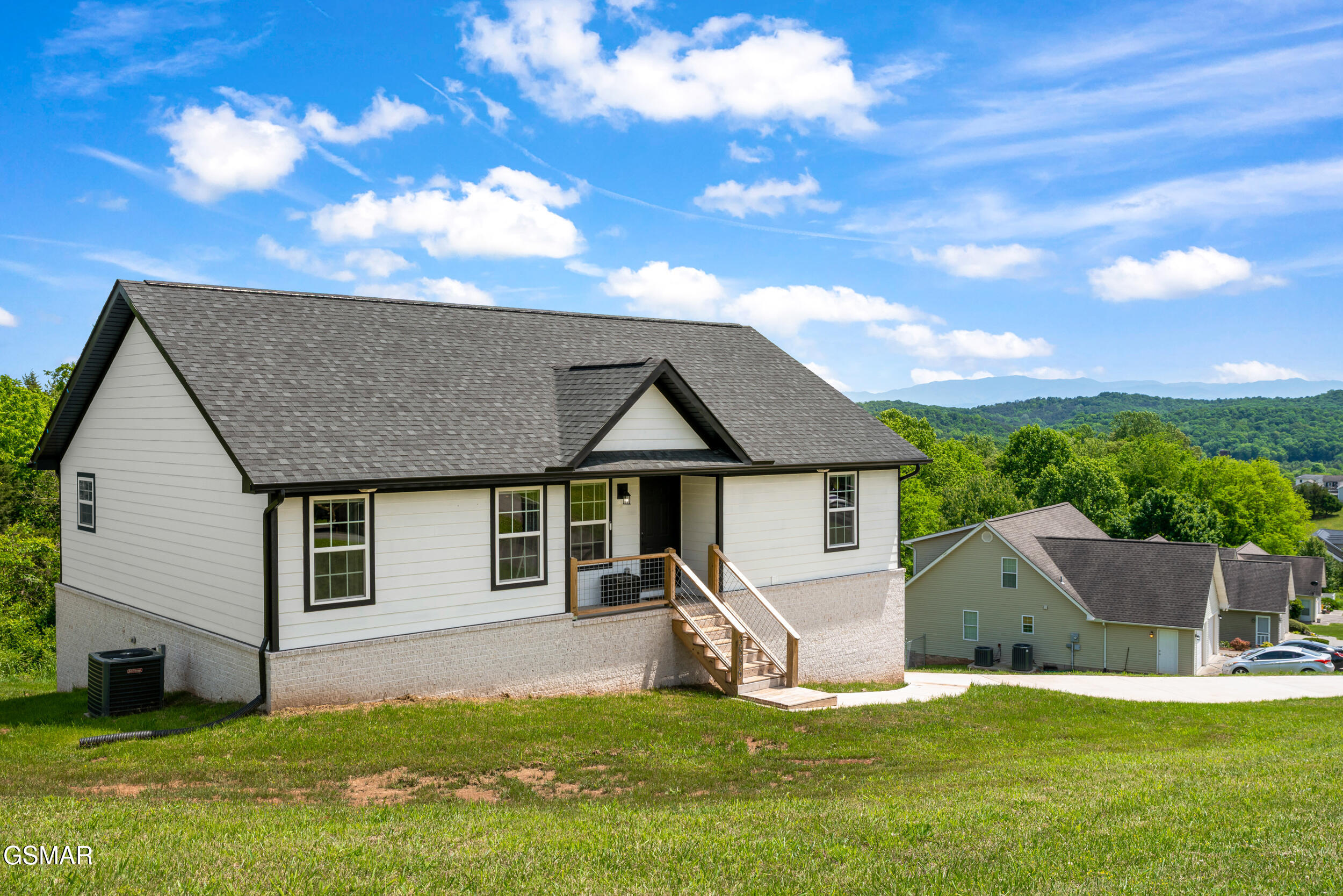 3886 Settlers Trail Kodak TN 37764