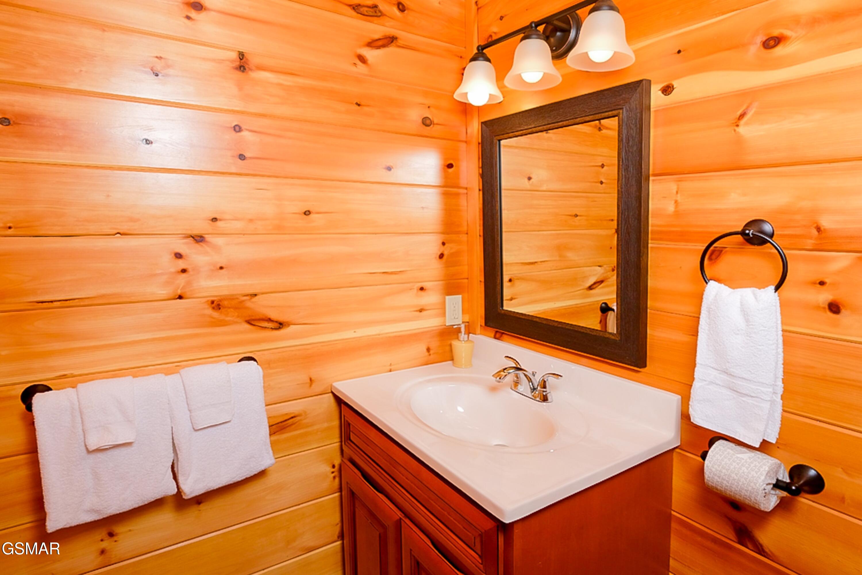 4827 Highland Place Way Pigeon Forge TN 37863
