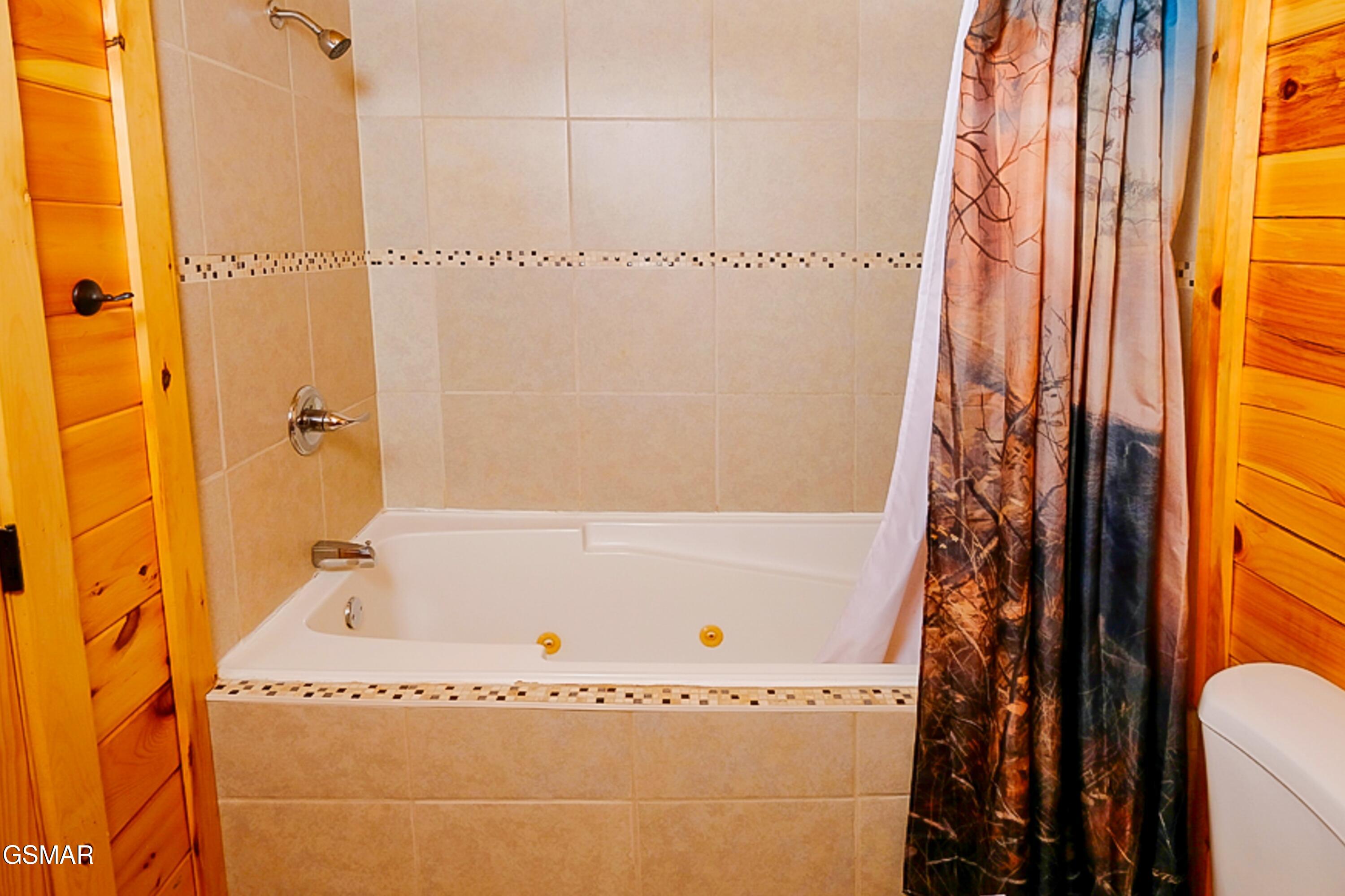 4827 Highland Place Way Pigeon Forge TN 37863