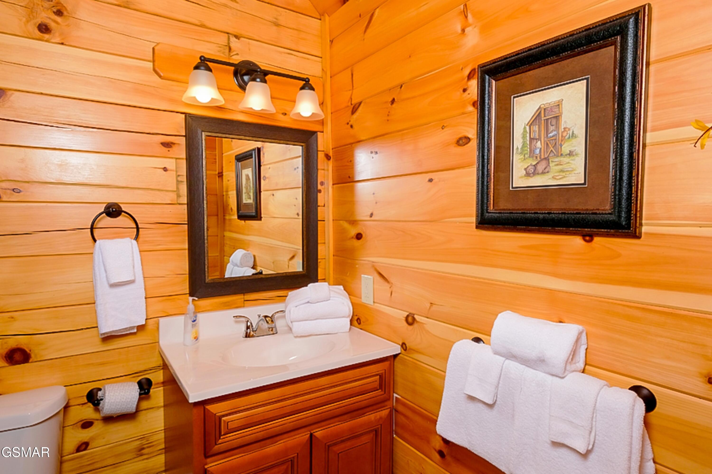 4827 Highland Place Way Pigeon Forge TN 37863