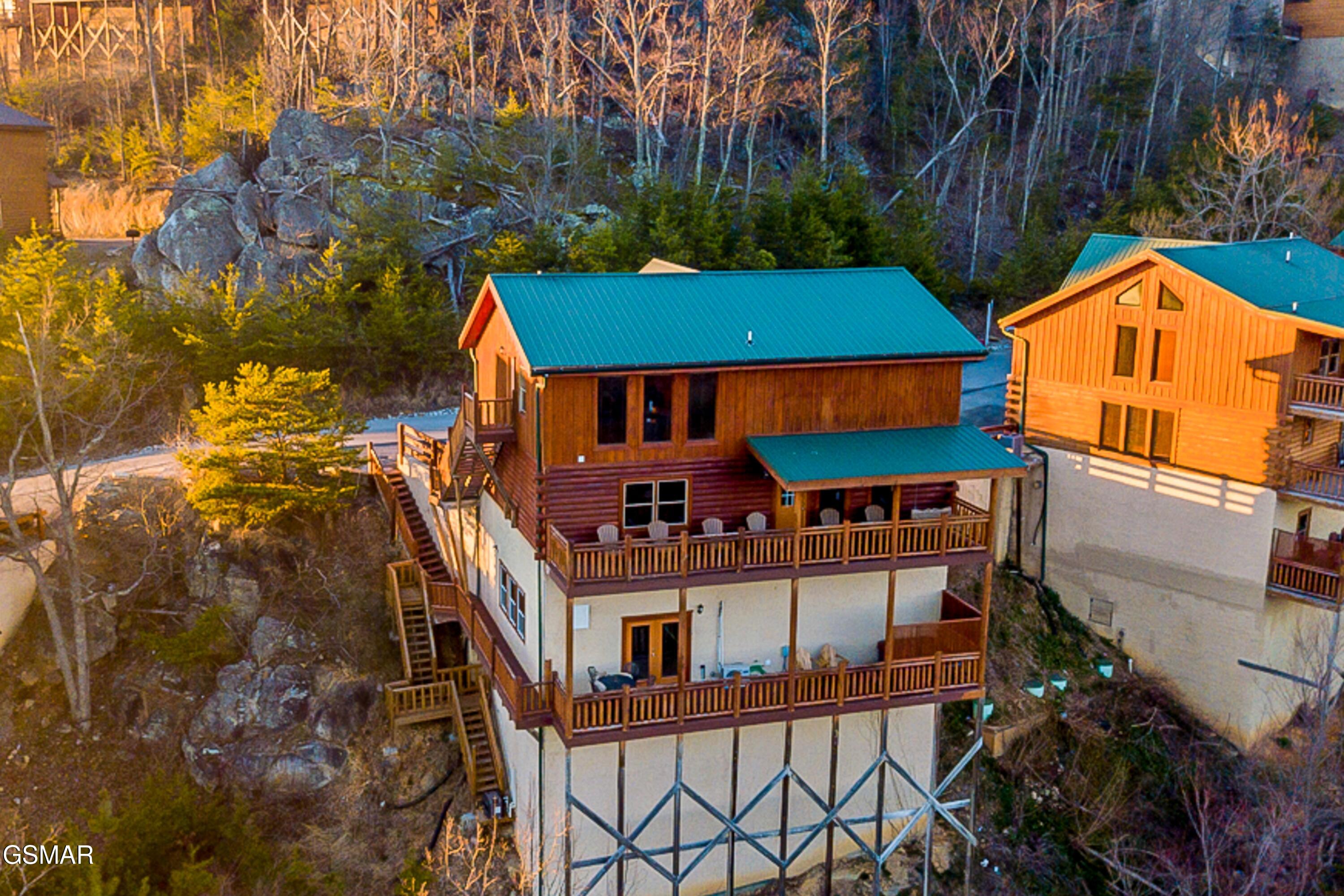 4827 Highland Place Way Pigeon Forge TN 37863