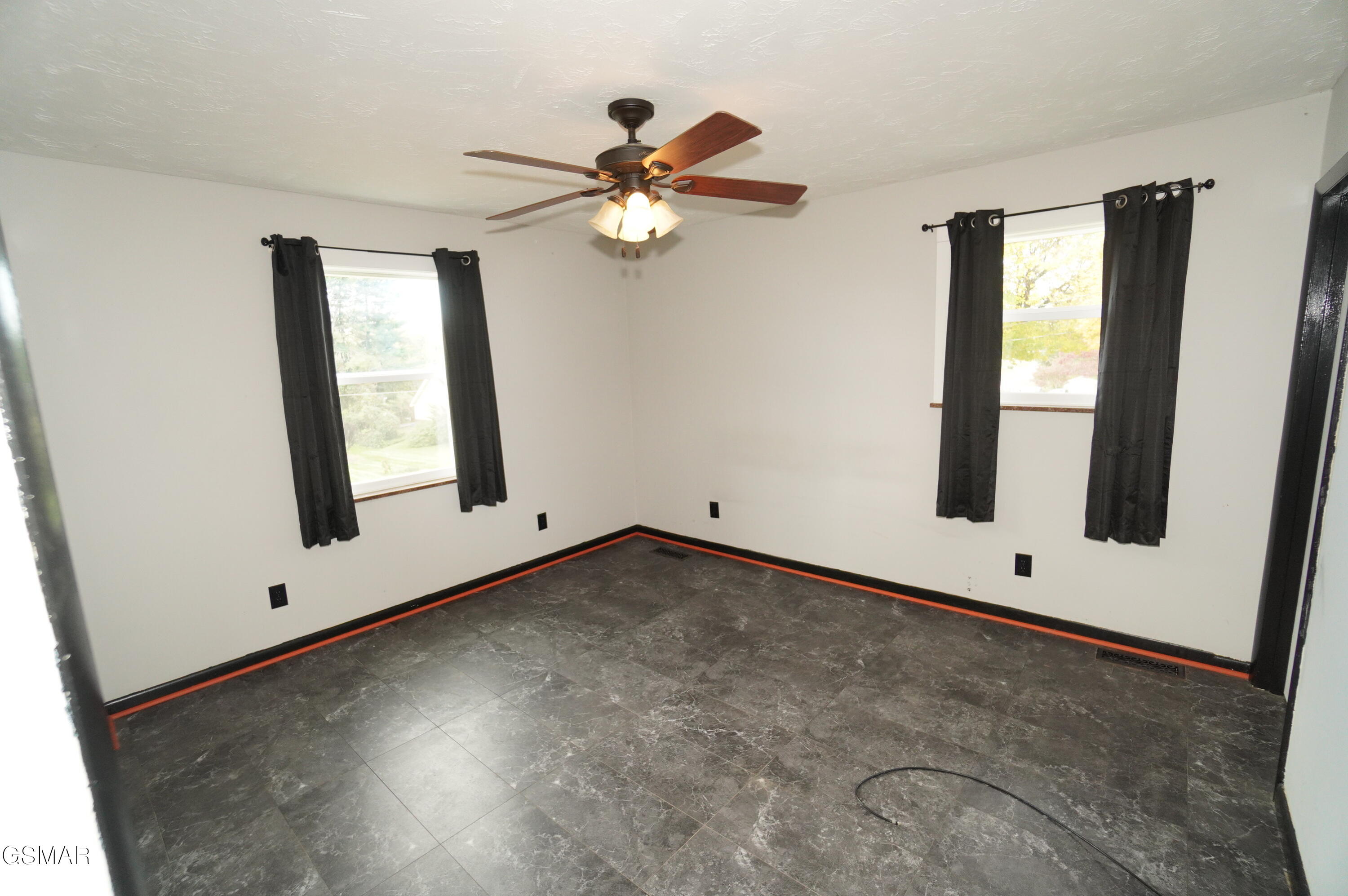 1725 Russell Street Morristown TN 37813