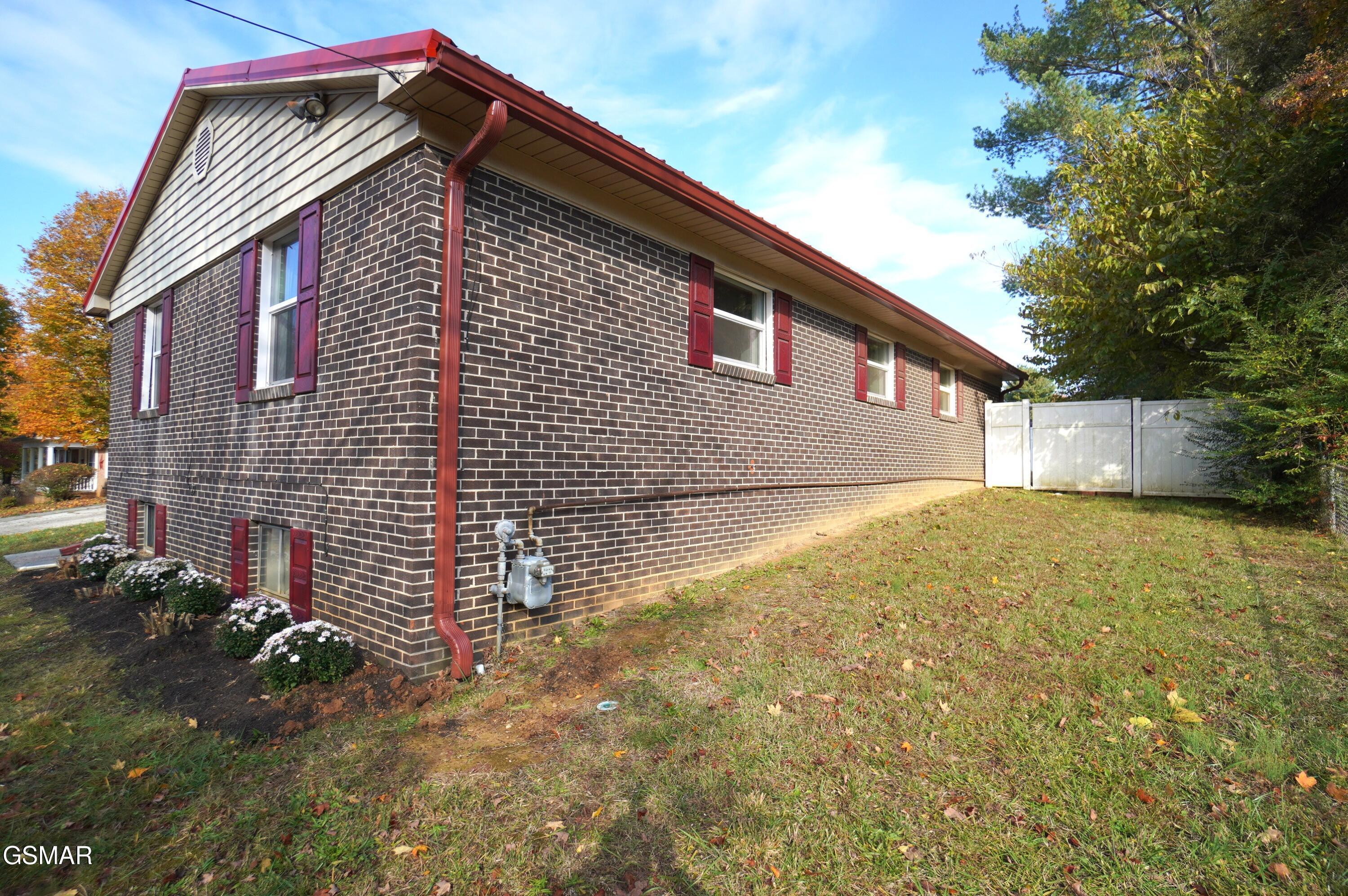 1725 Russell Street Morristown TN 37813