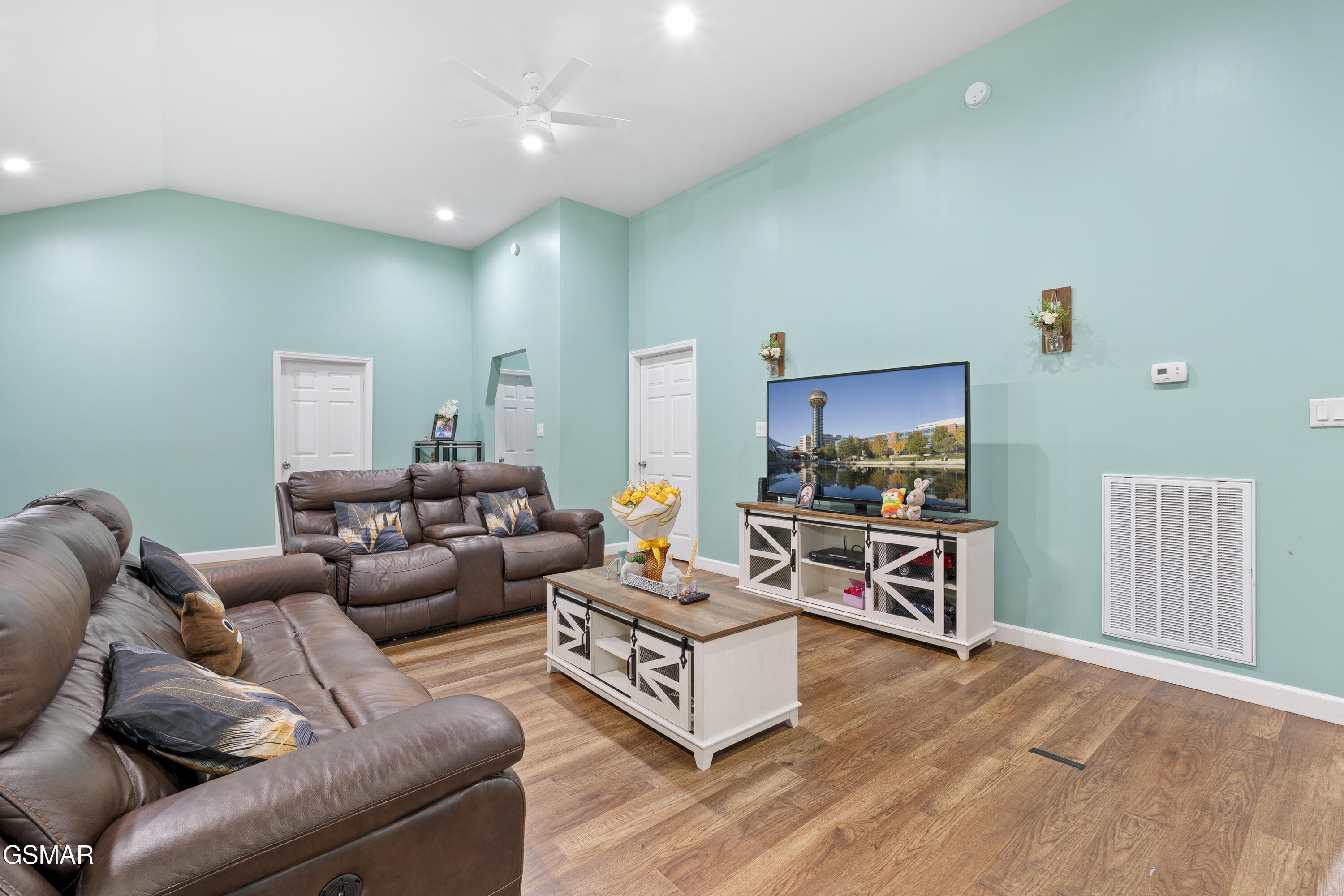 1443 Yellowwood Drive Sevierville TN 37876