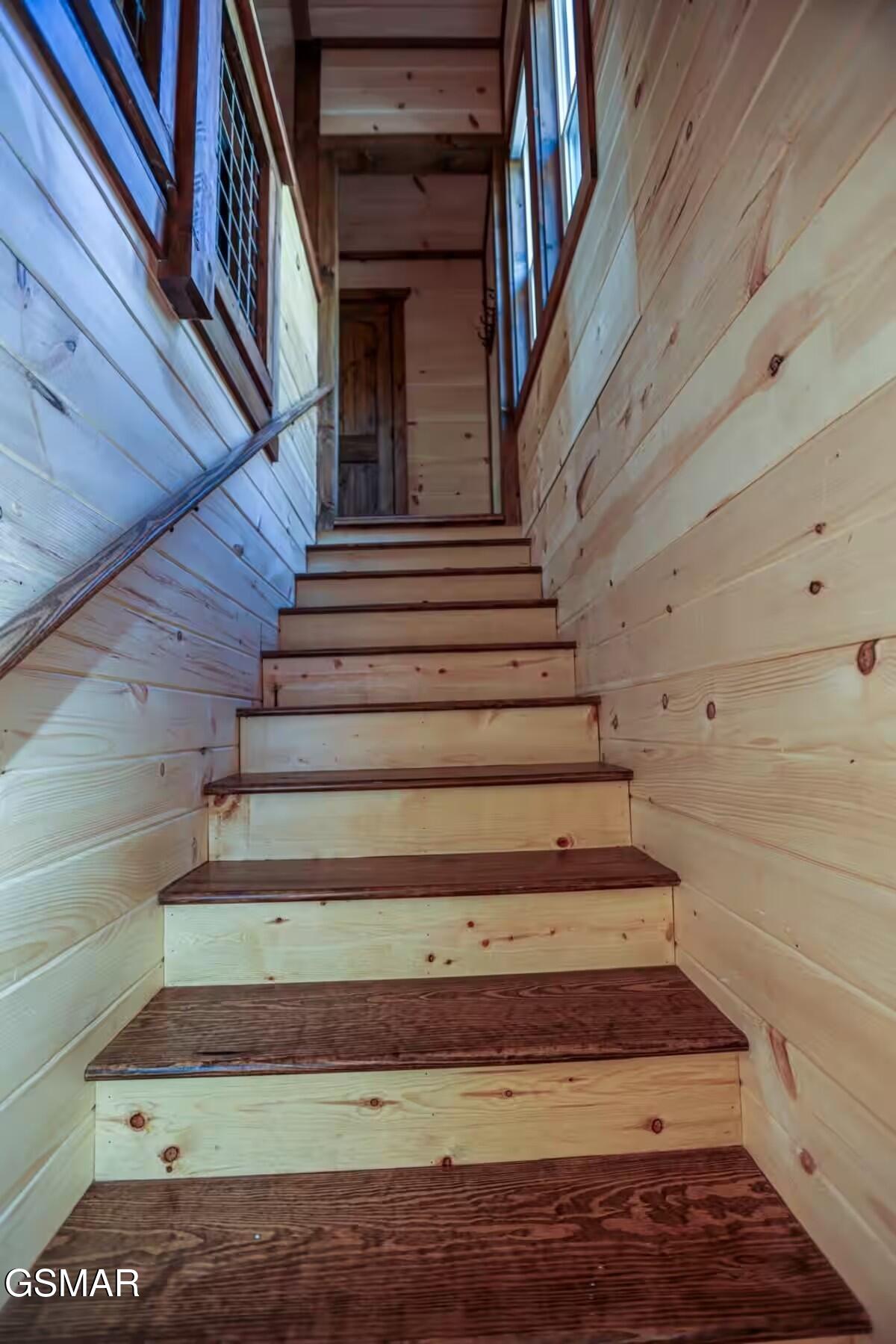 433 Ball Mountain Lane Gatlinburg TN 37738