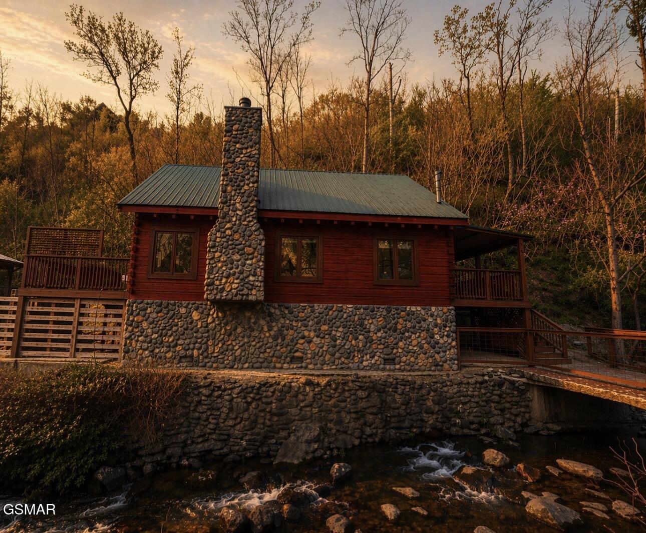 289 Roaring Fork Road Gatlinburg TN 37738
