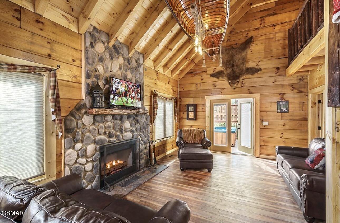 289 Roaring Fork Road Gatlinburg TN 37738