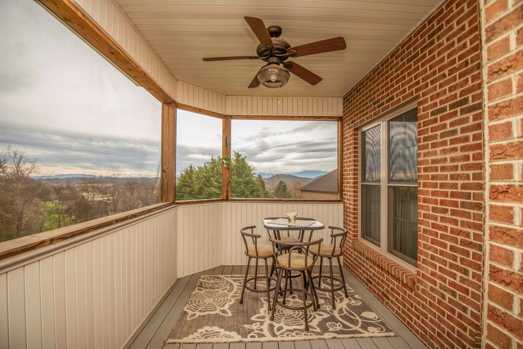 1435 Instrumental Avenue Sevierville TN 37876