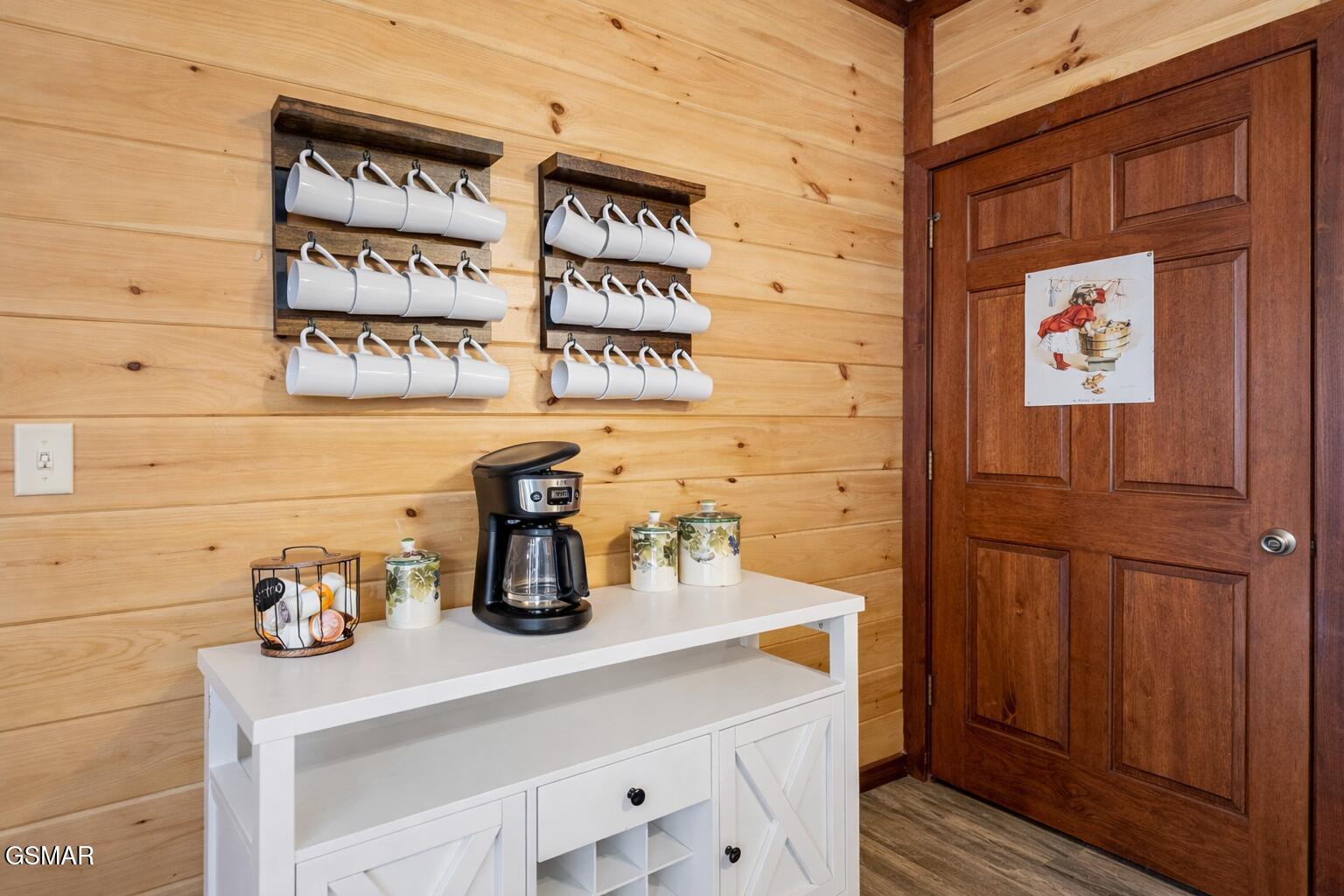 224 Amet Way Cosby TN 37722