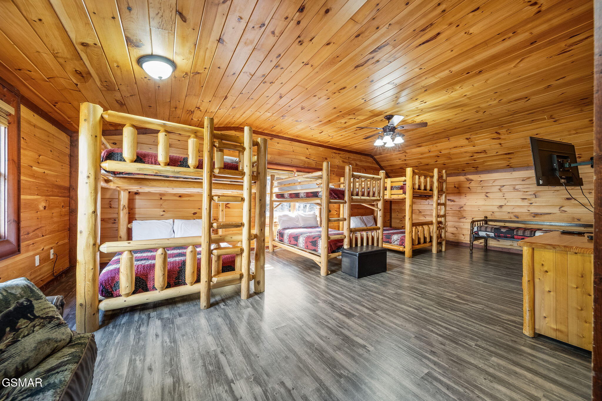 224 Amet Way Cosby TN 37722