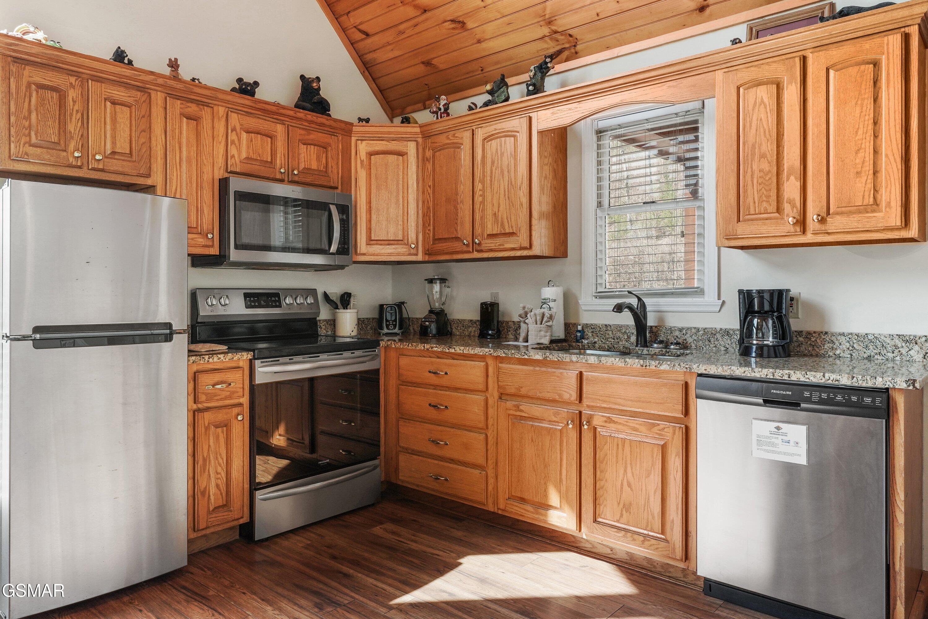 328 Pinnacle Cottage Way Gatlinburg TN 37738