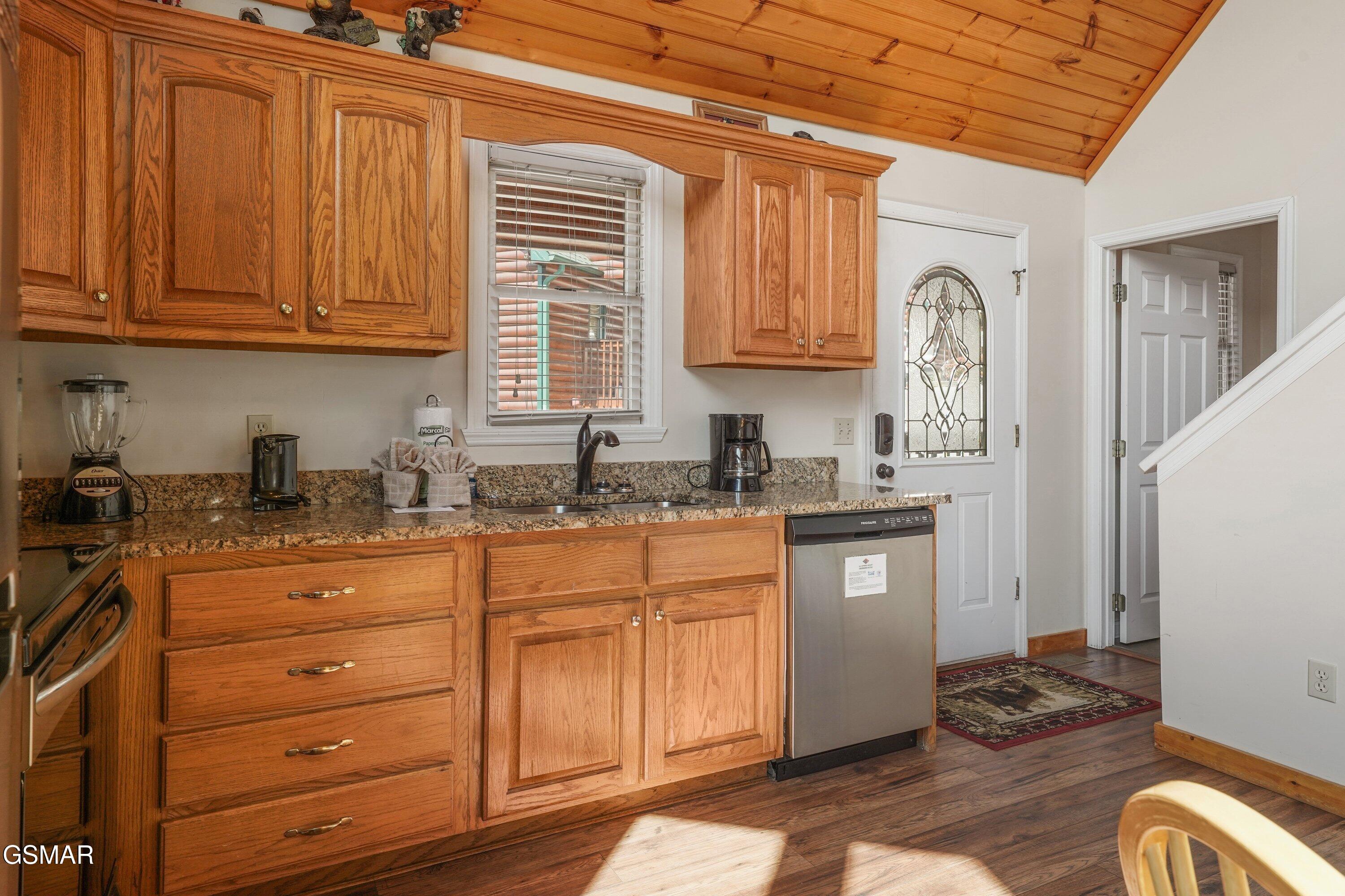 328 Pinnacle Cottage Way Gatlinburg TN 37738
