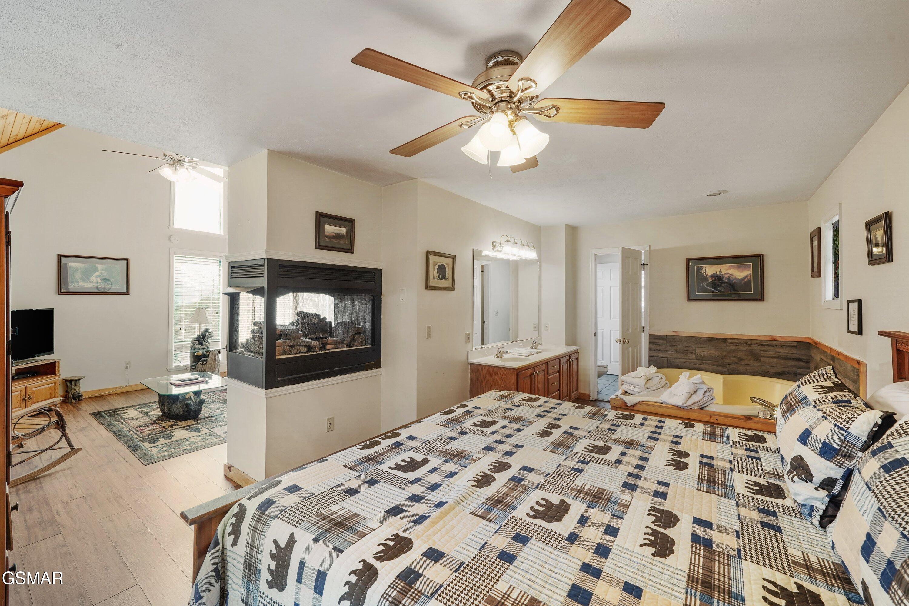 328 Pinnacle Cottage Way Gatlinburg TN 37738