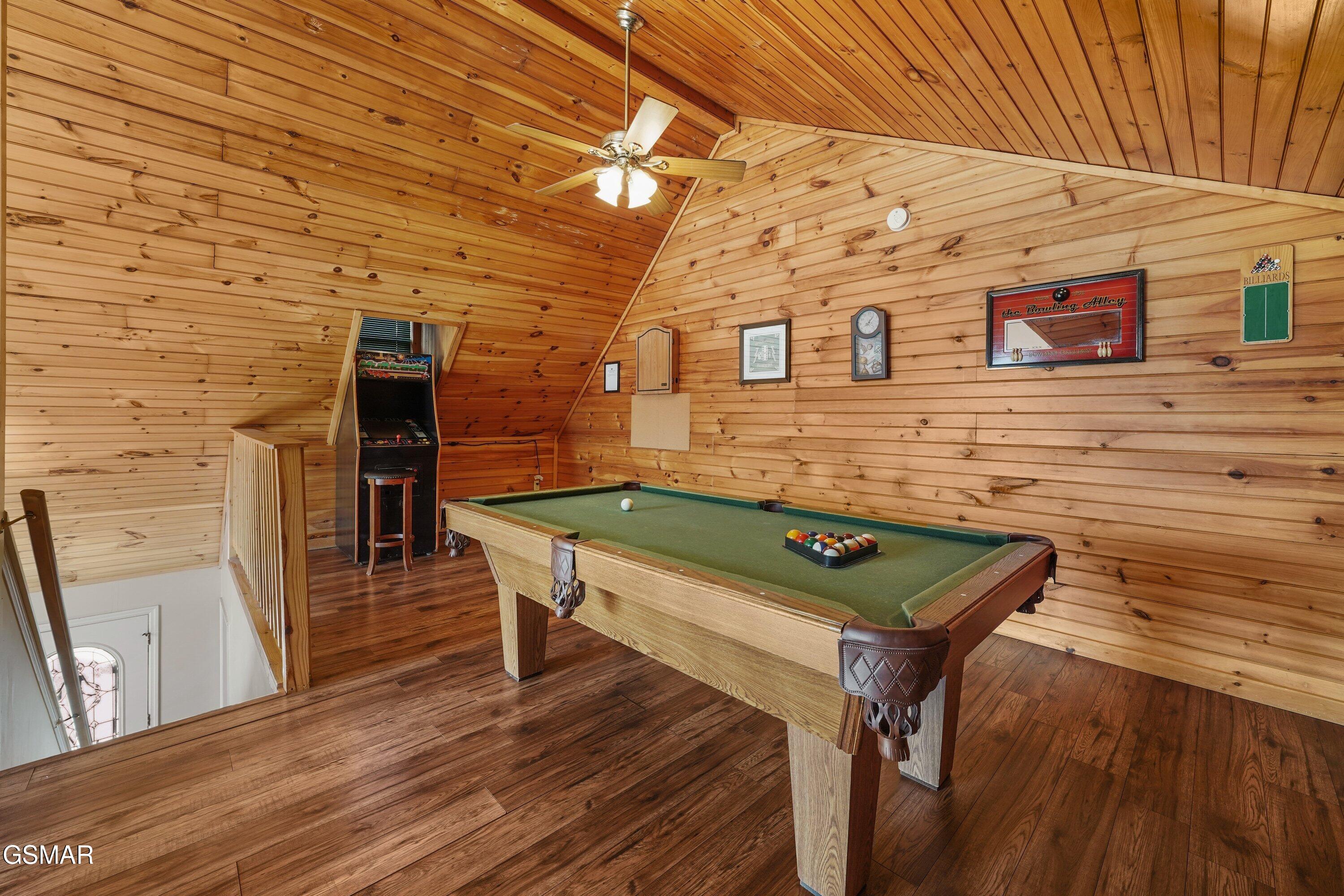 328 Pinnacle Cottage Way Gatlinburg TN 37738