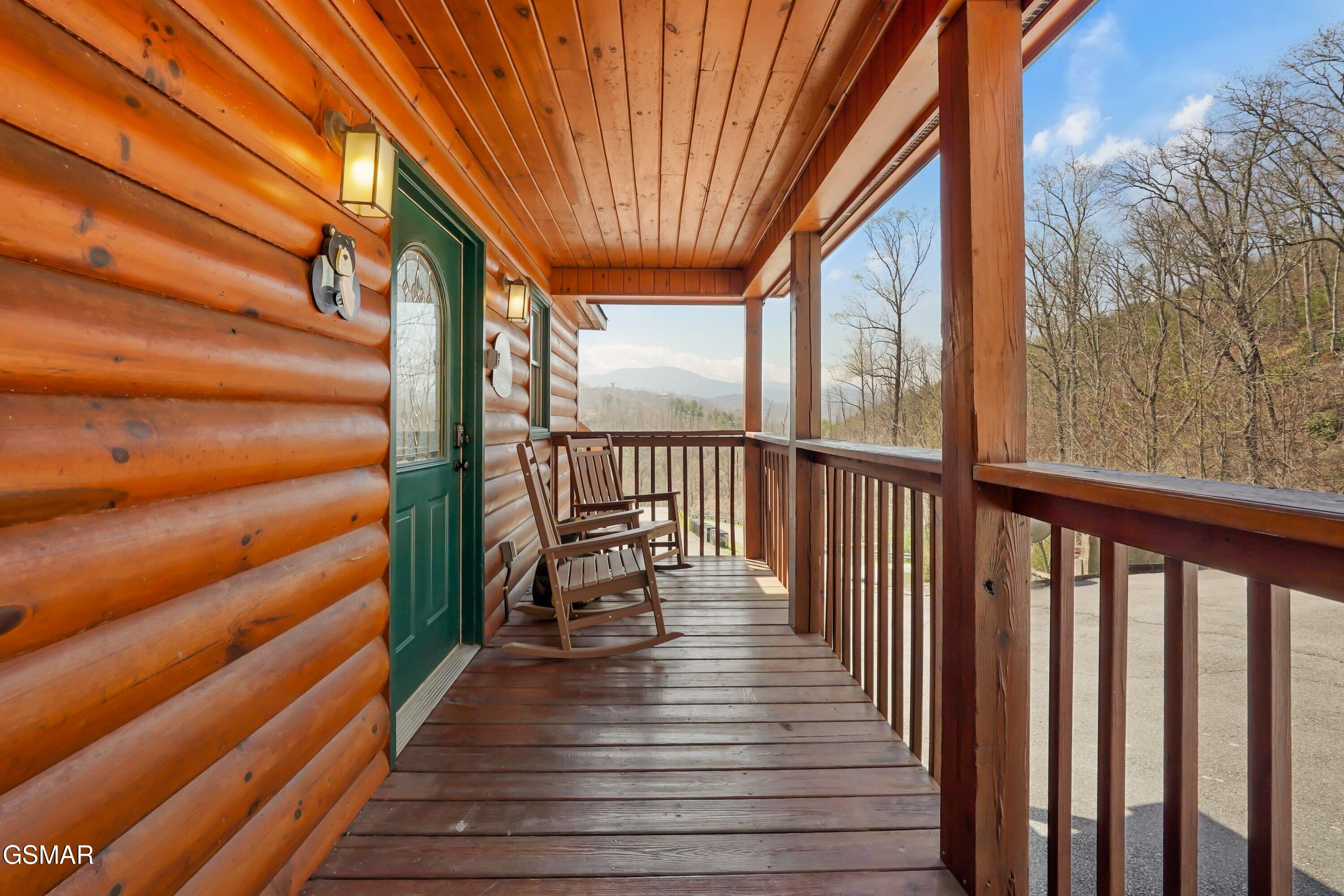 328 Pinnacle Cottage Way Gatlinburg TN 37738