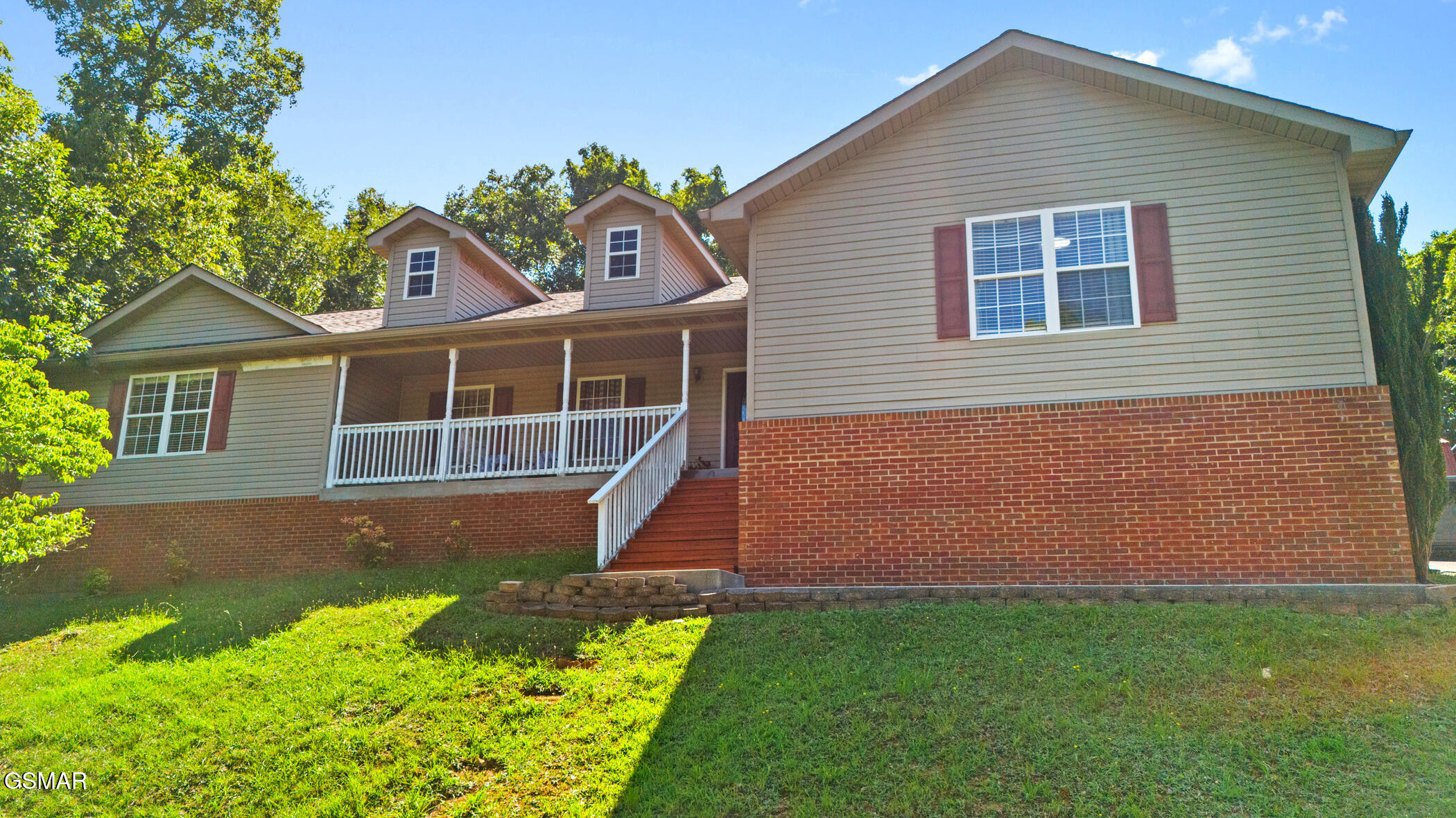 631 Rock House Road Kodak TN 37764