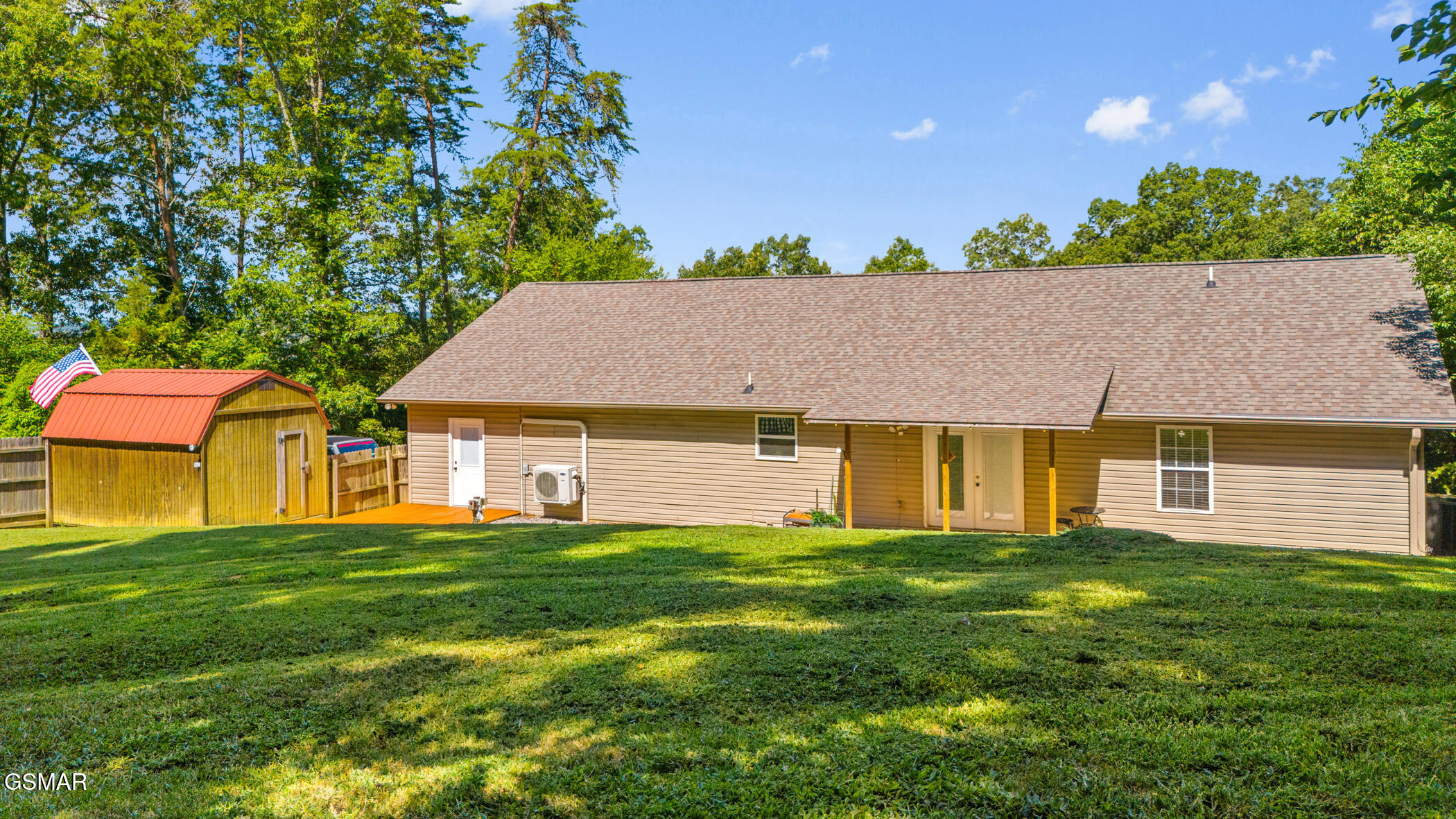 631 Rock House Road Kodak TN 37764