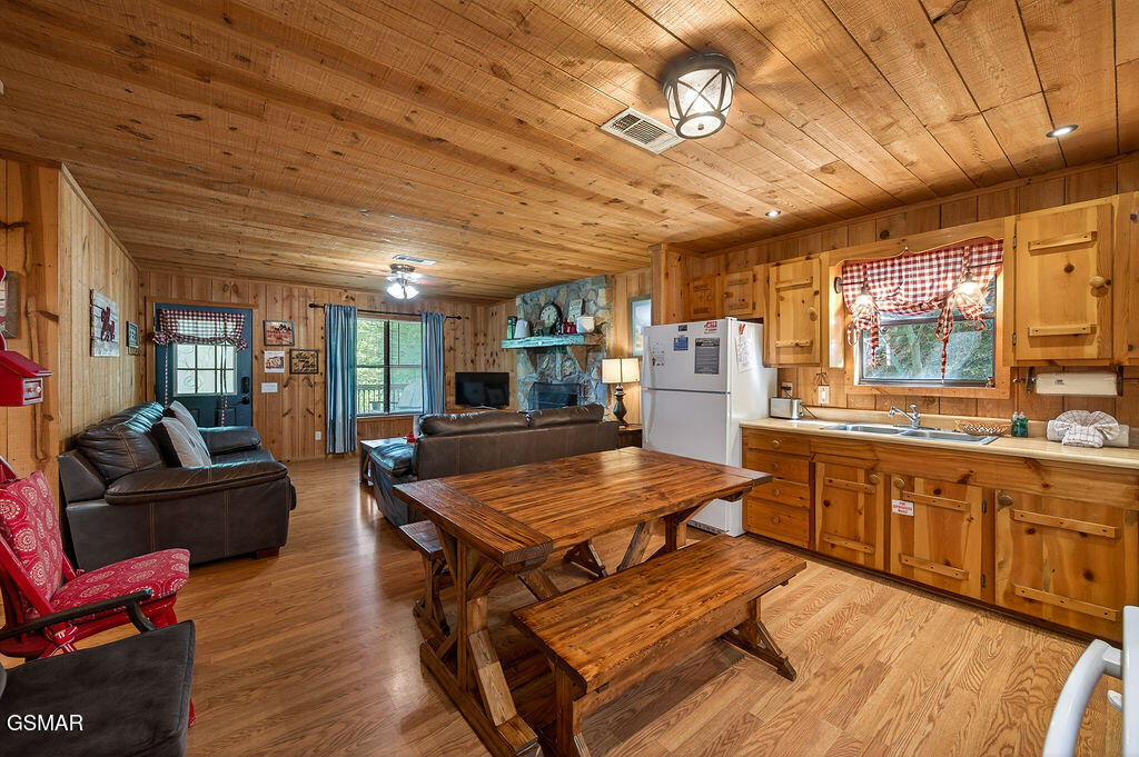 3430 Bear Mountain Lane Sevierville TN 37876