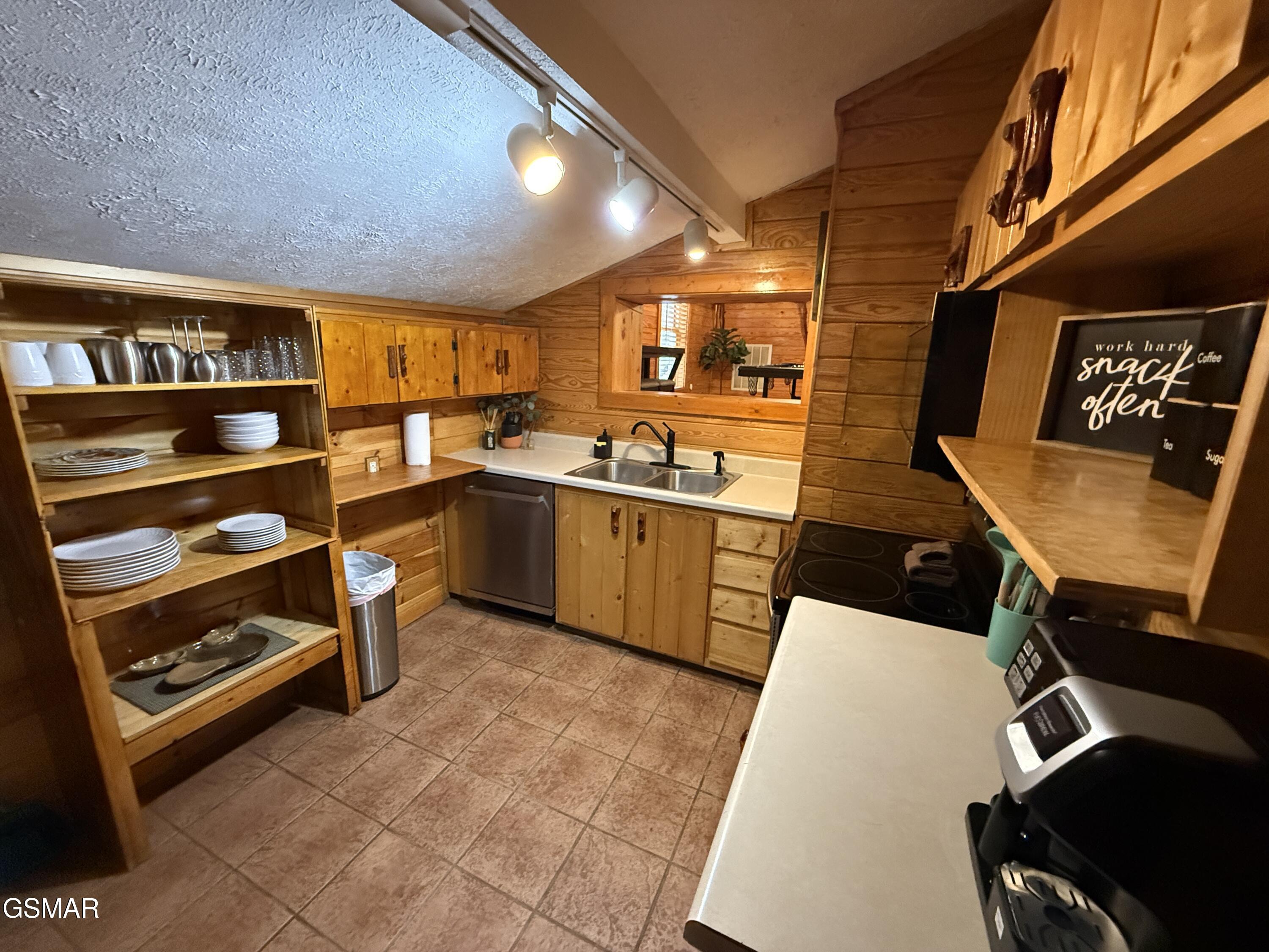 1030 E Madison Drive Sevierville TN 37876