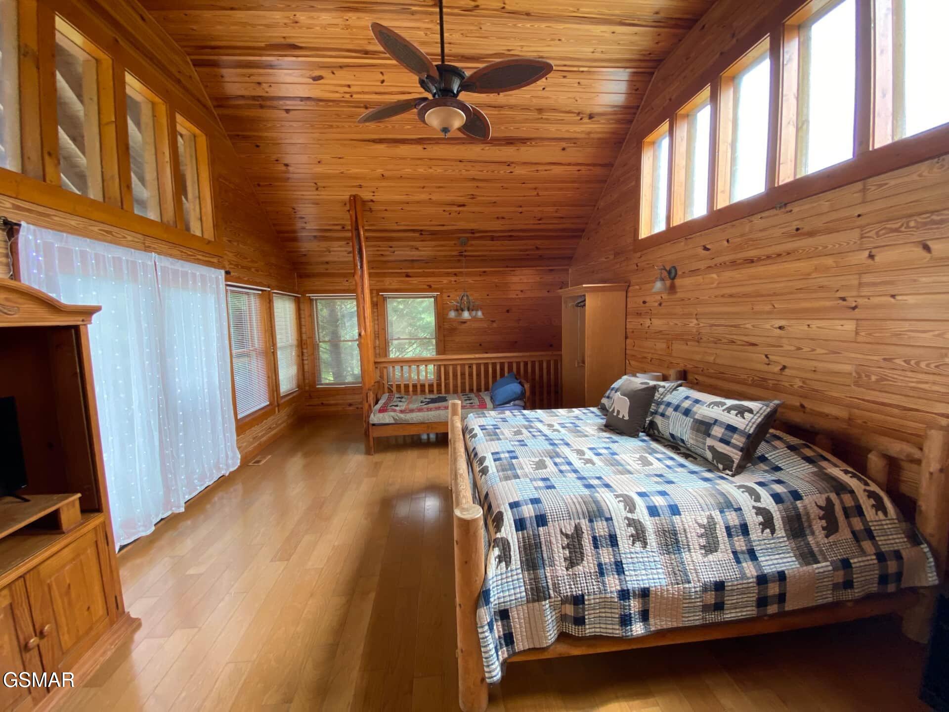 1030 E Madison Drive Sevierville TN 37876